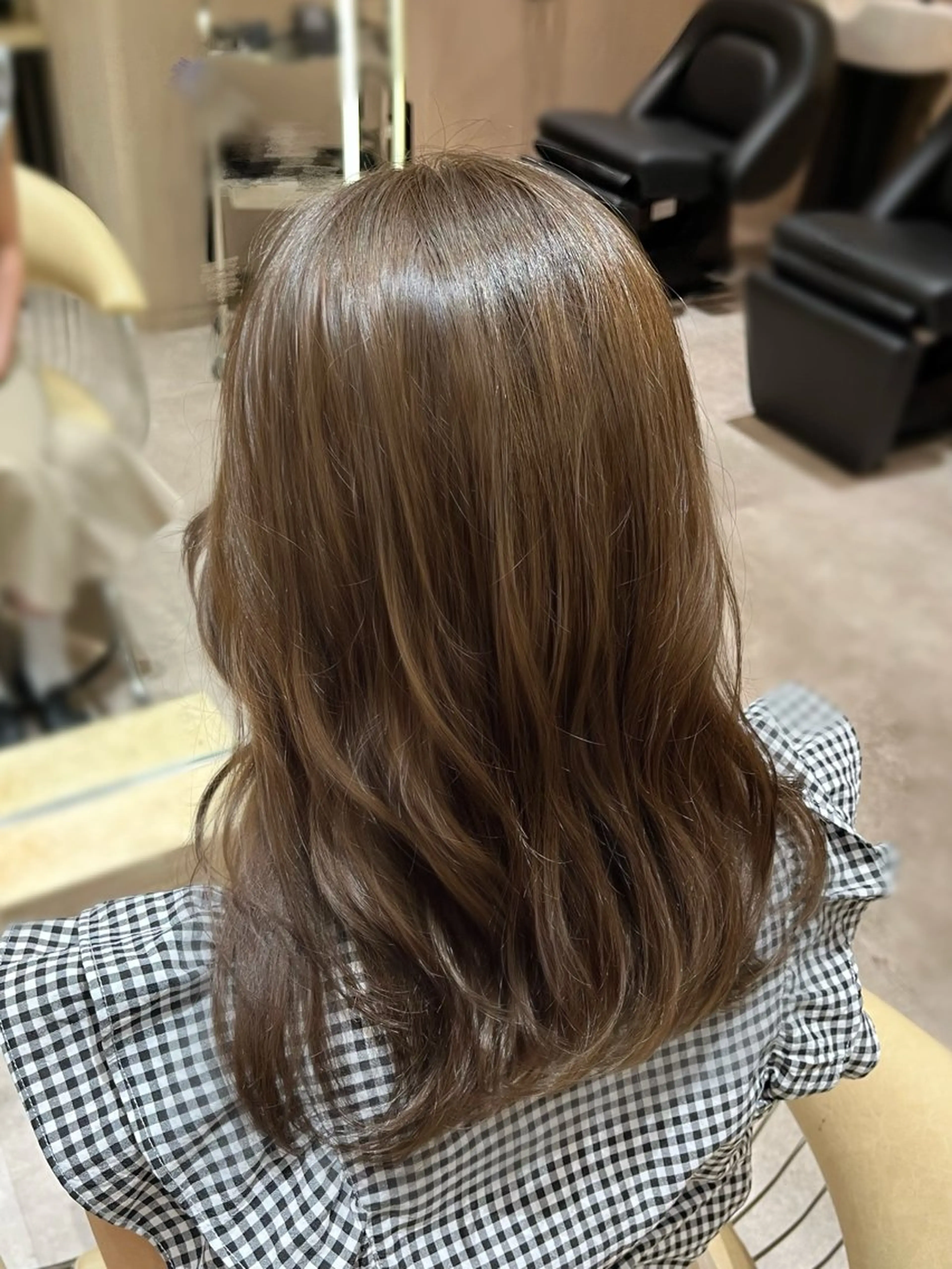 セミロング ヘアカラー 顔周りカット/ 透明感カラー/ユナのヘアスタイル