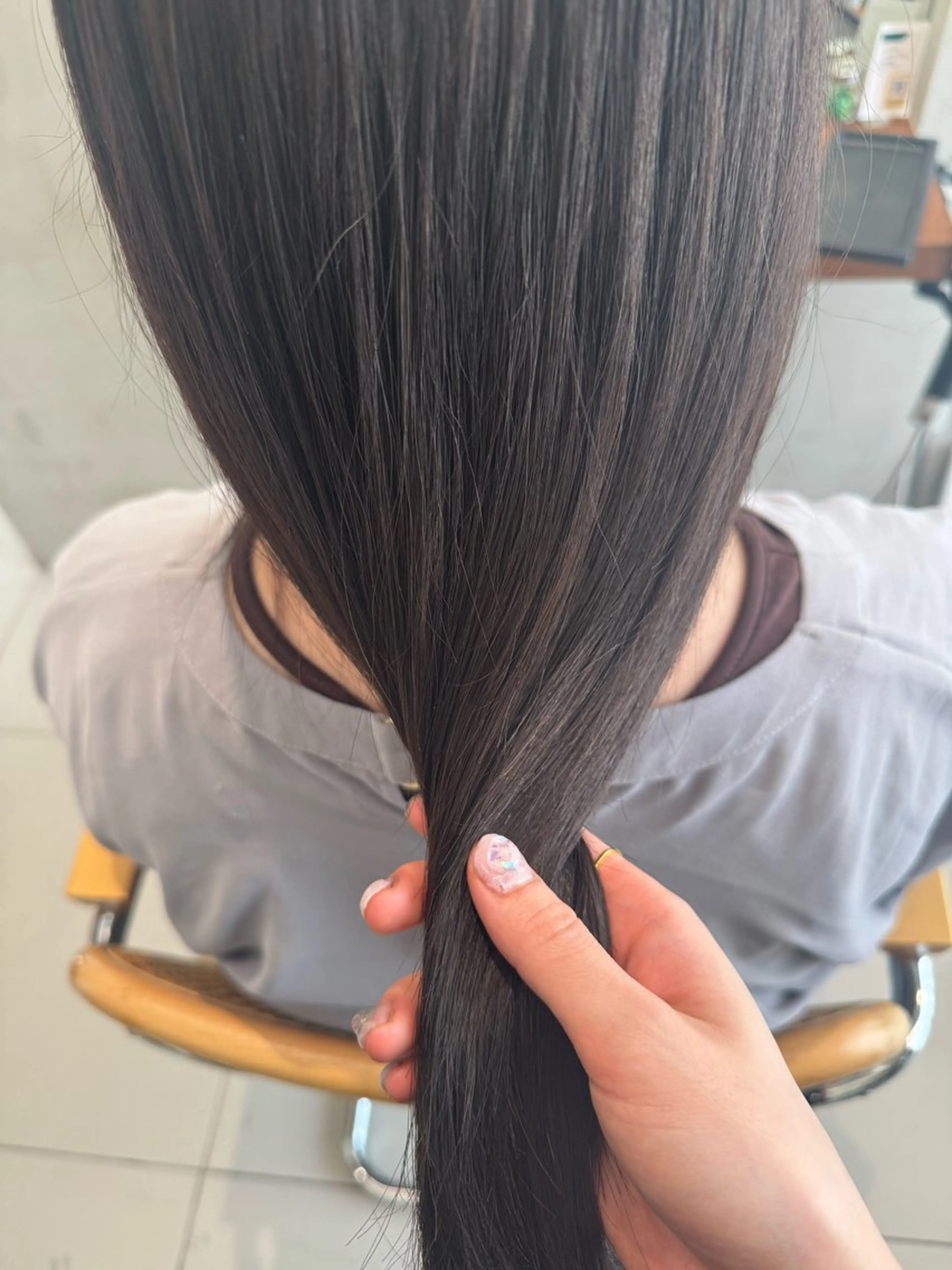 カラー グレージュ kage Nanamiのヘアスタイル