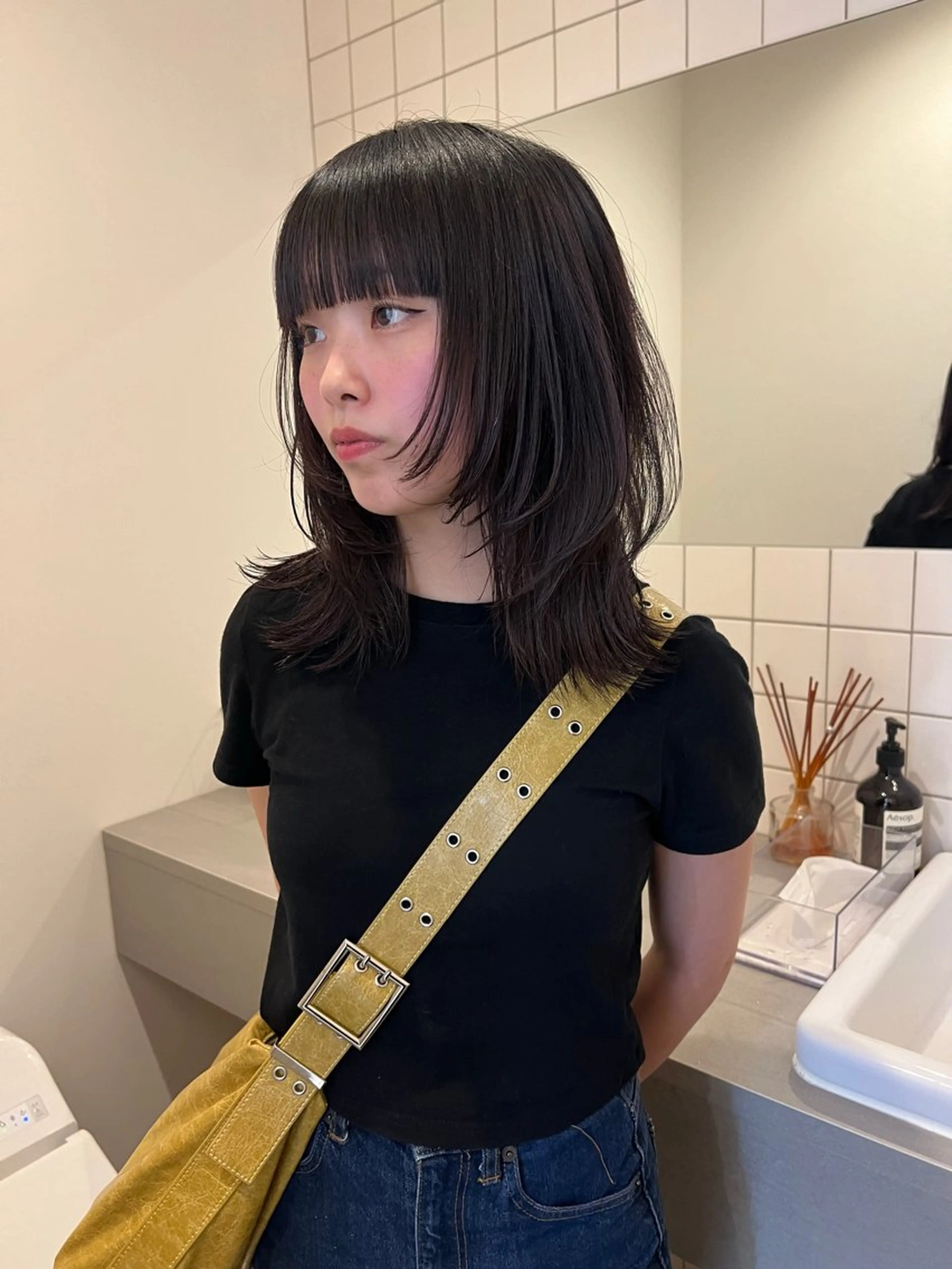 ミディアム 舟橋耀/ブリーチカラ ー/レイヤーカットのヘアスタイル