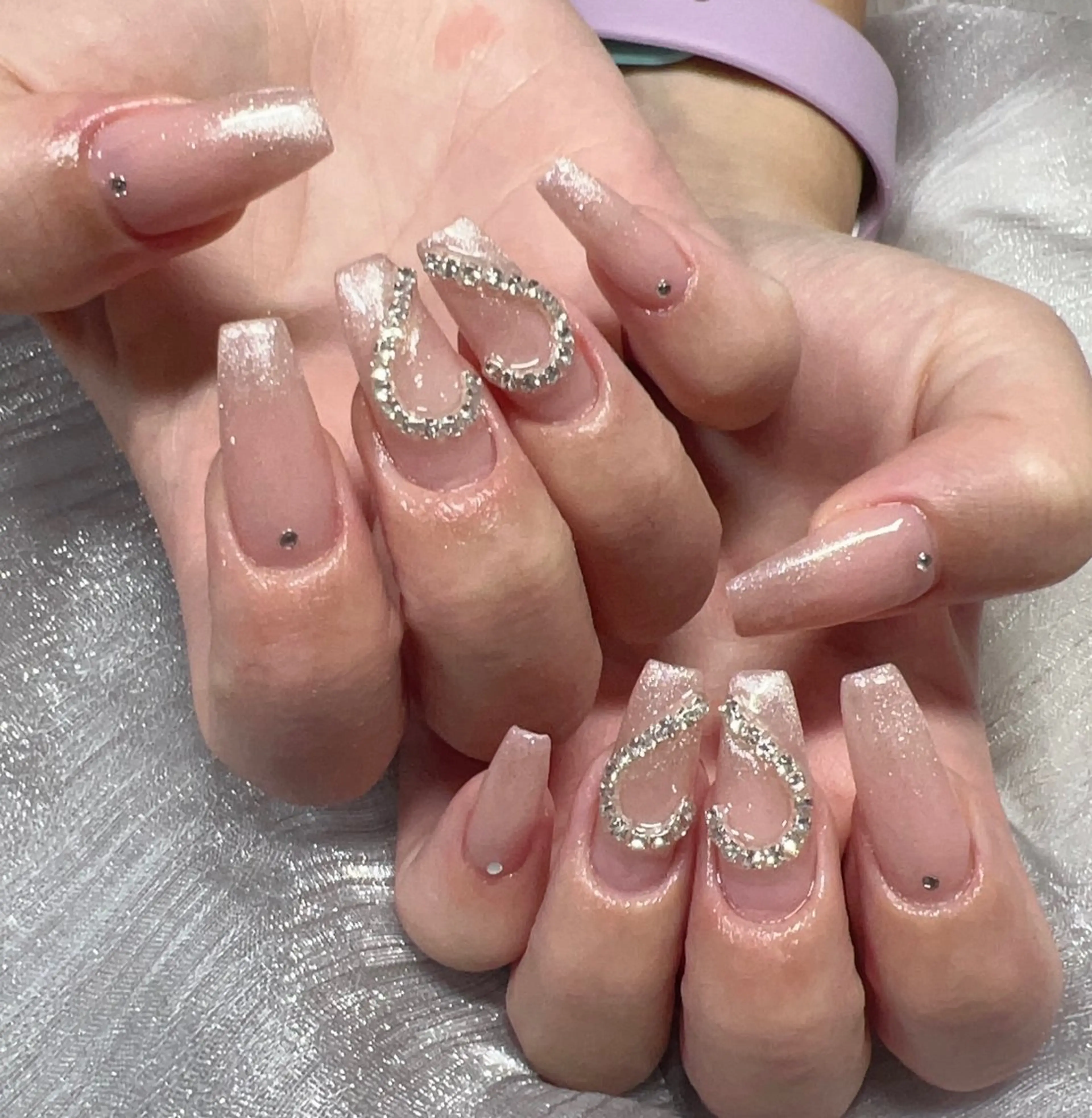 ネイル &ME ネイルサロンのネイルデザイン