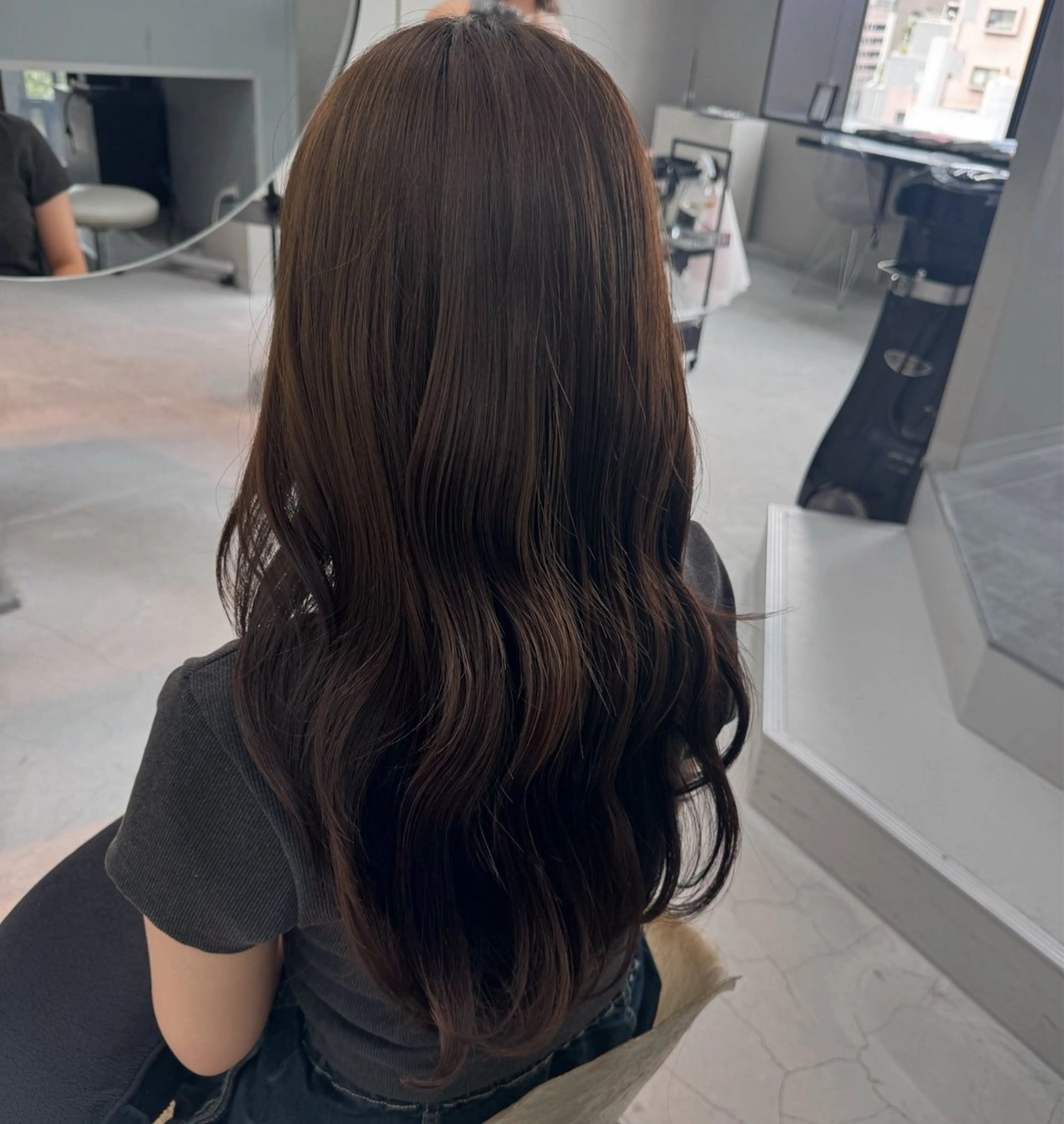 ロング ヘアカラー kurune chikaのヘアスタイル