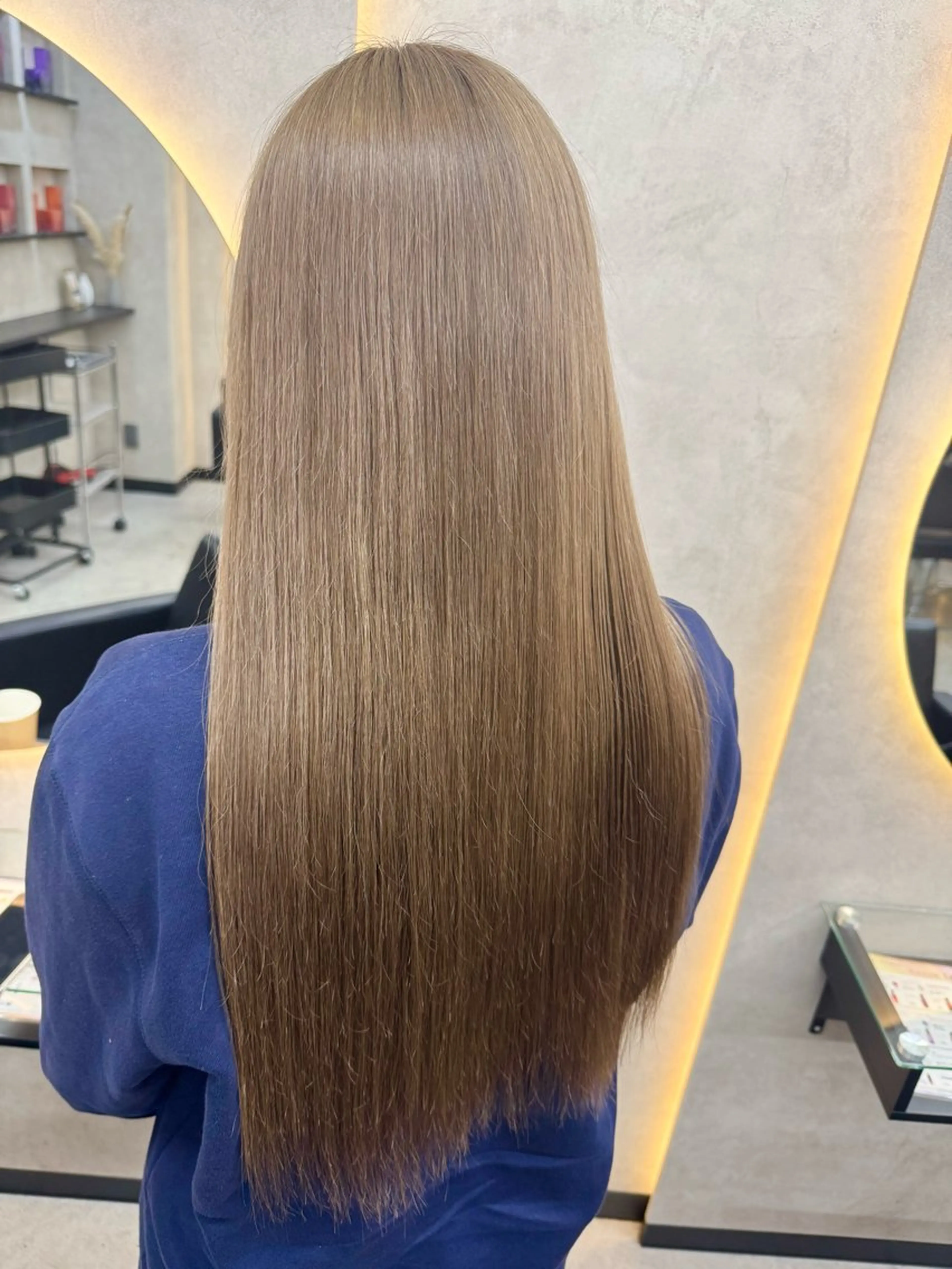 ロング ヘアカラー トリートメント 垢抜け🪄透明感✨ ブリーチ特化のヘアスタイル