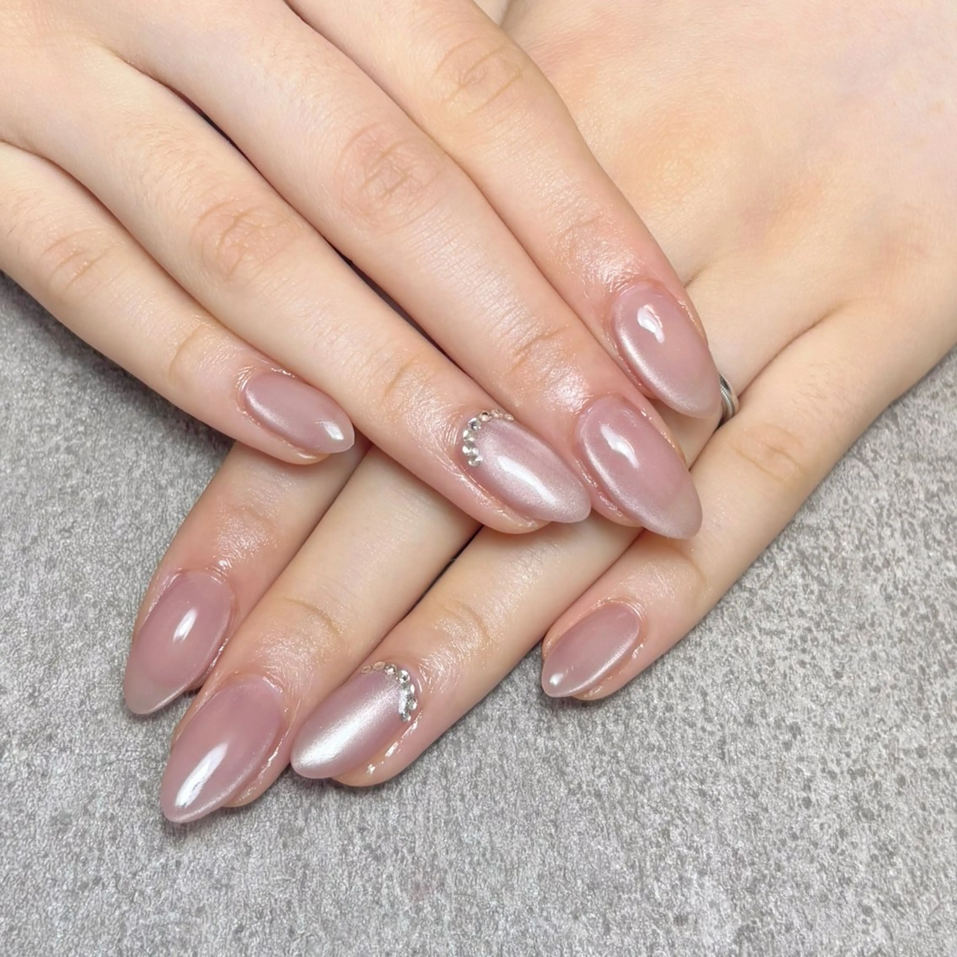ネイル ハンドネイル nailroom DIASOMNIAのネイルデザイン