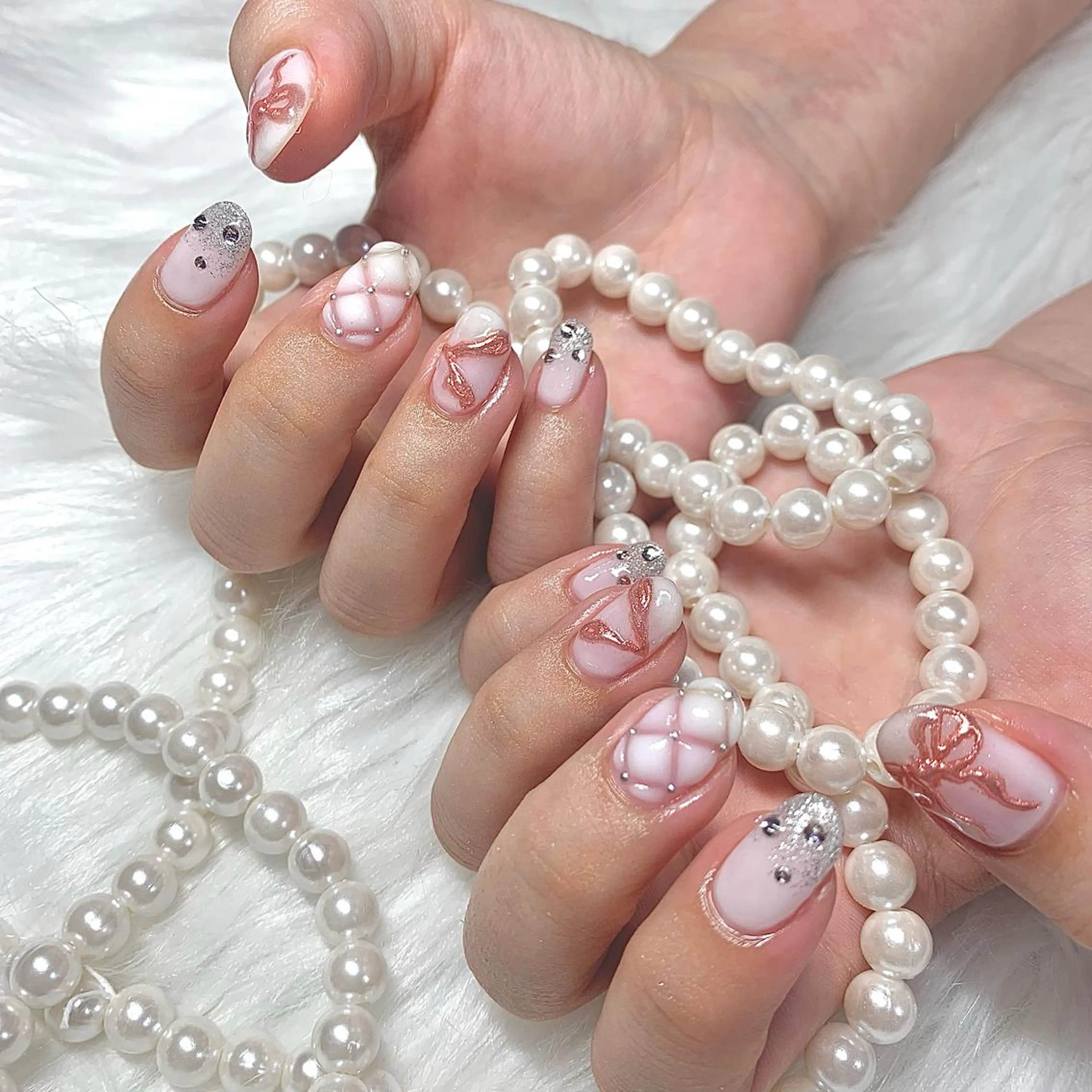 ネイル élu by Noriko 前原のネイルデザイン