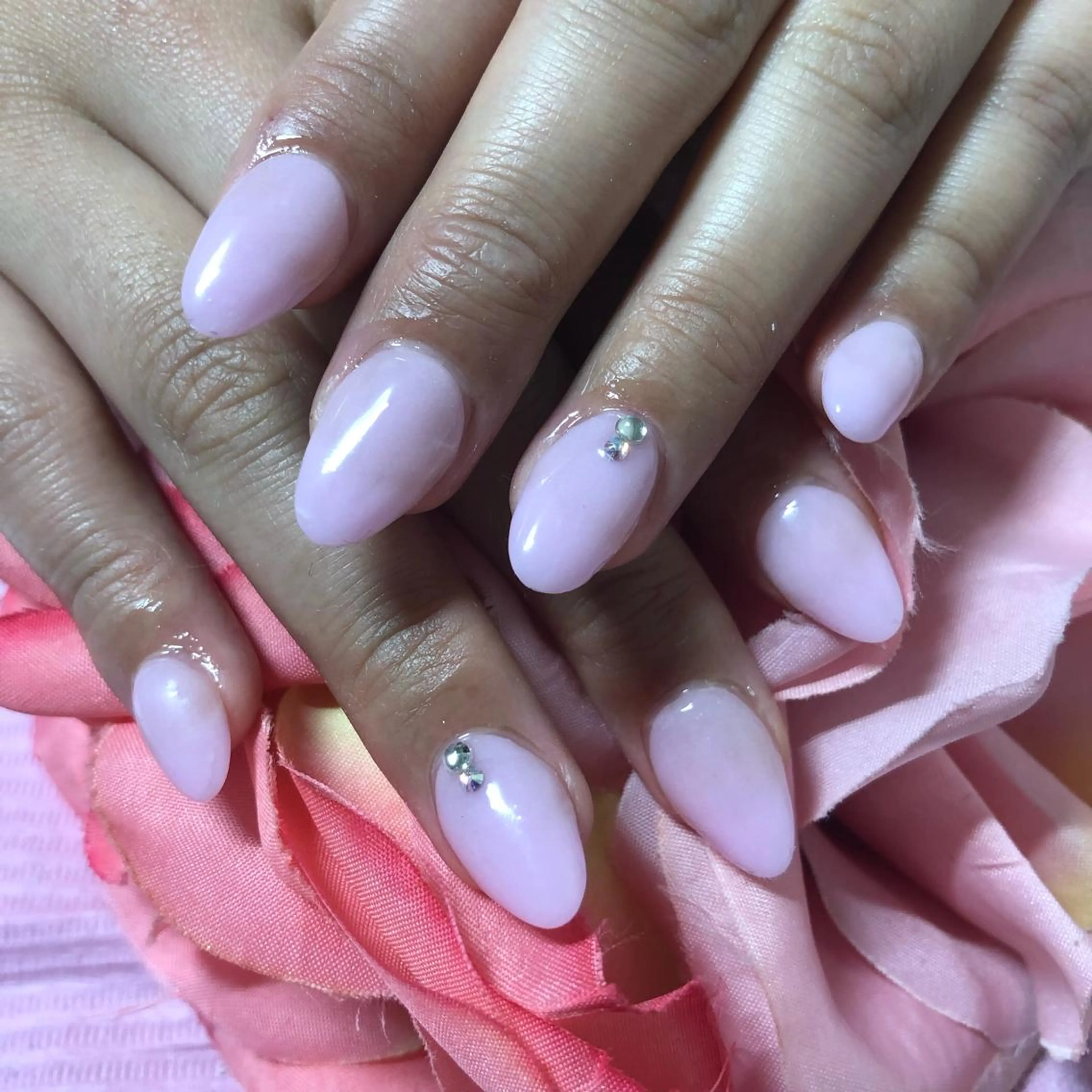 ショート ネイル ワンカラーネイル ストーンネイル ハンドネイル 《LB》ラブリエ Nail&eyeのマツエク・マツパデザイン