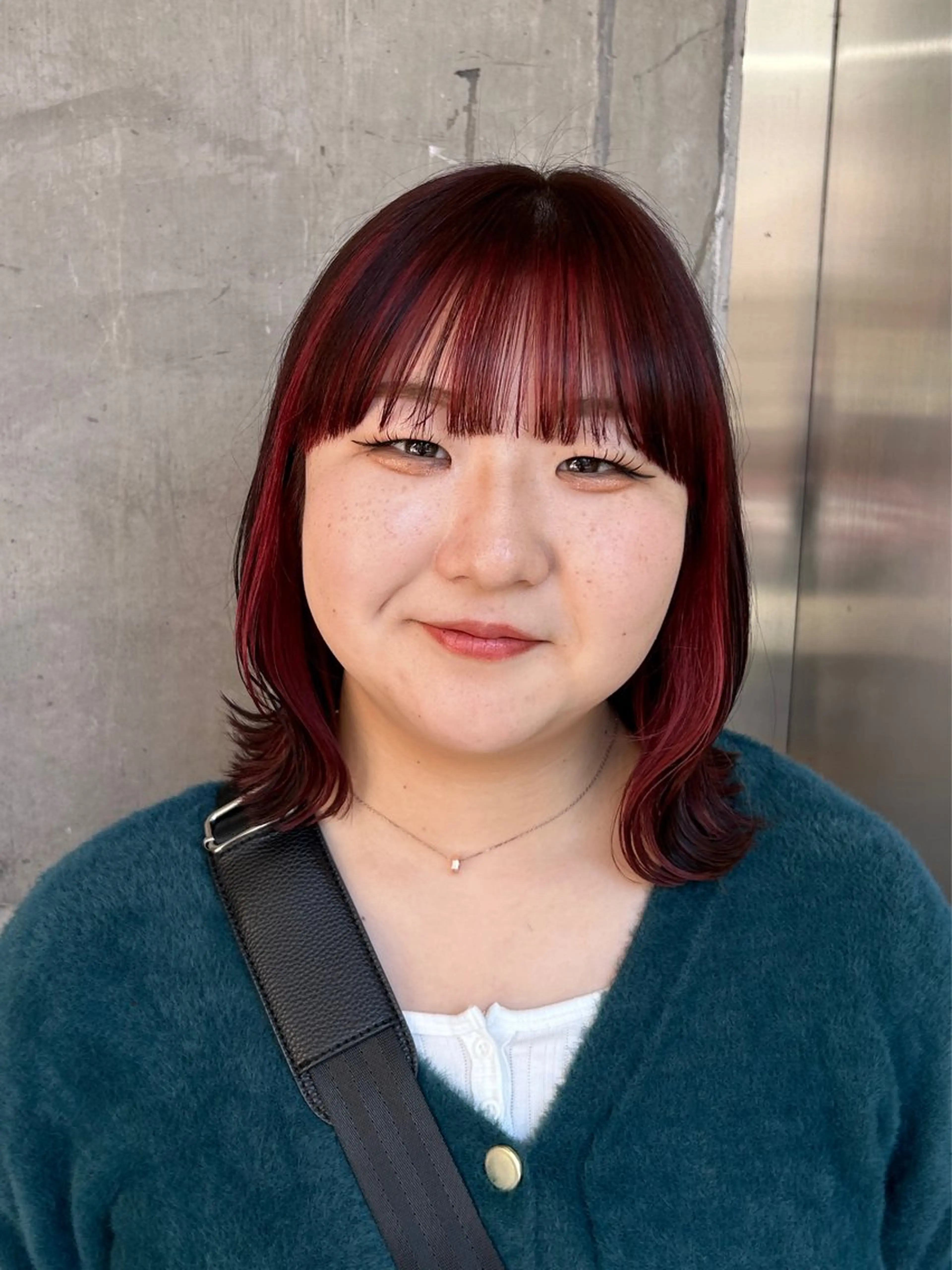 ショート カラー 透明感ツヤカラー/ アイリスト/ゆきなのマツエク・マツパデザイン