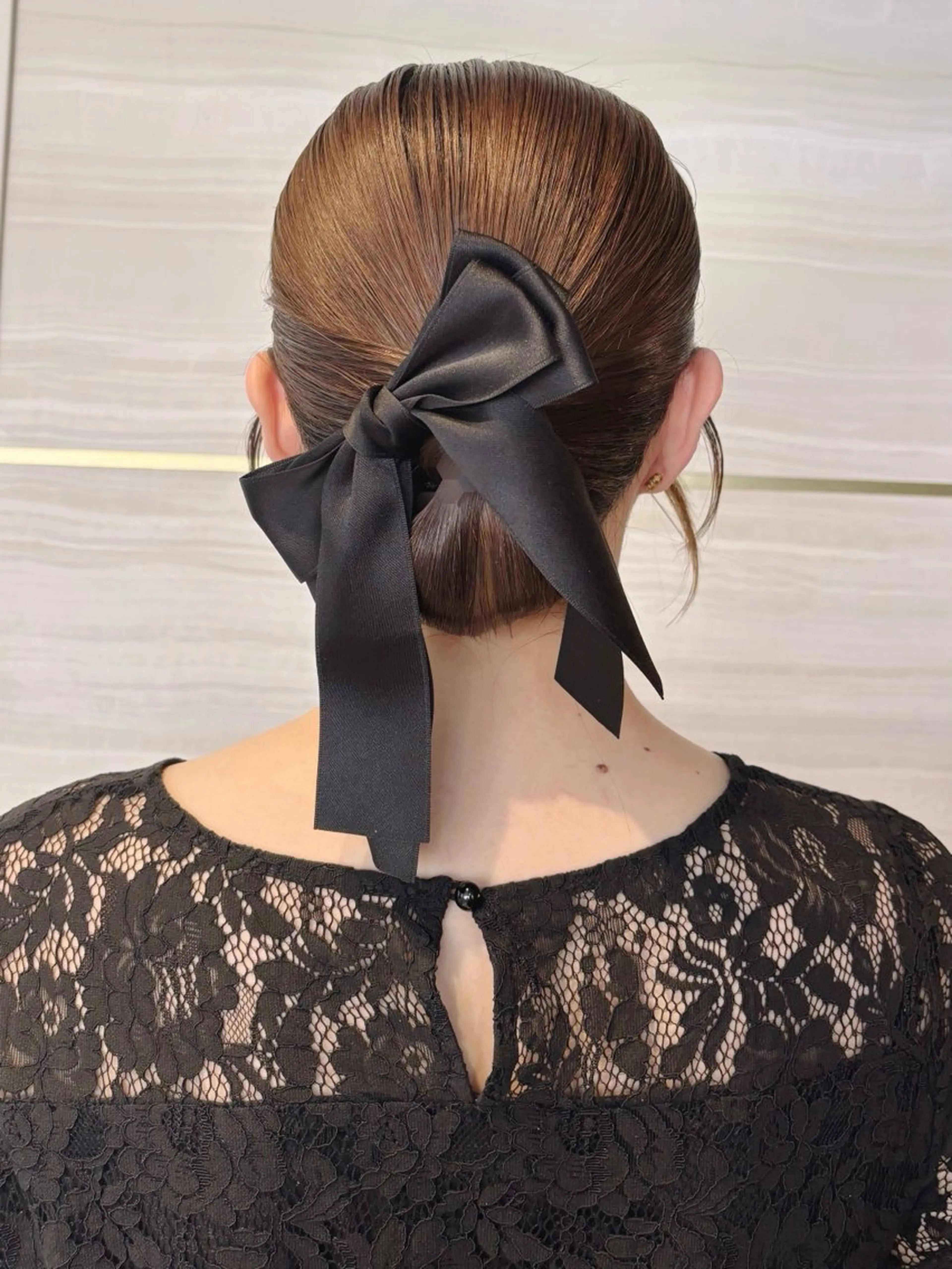 セミロング ヘアアレンジ elu あやね 🤍🫧カラーモデルのヘアスタイル