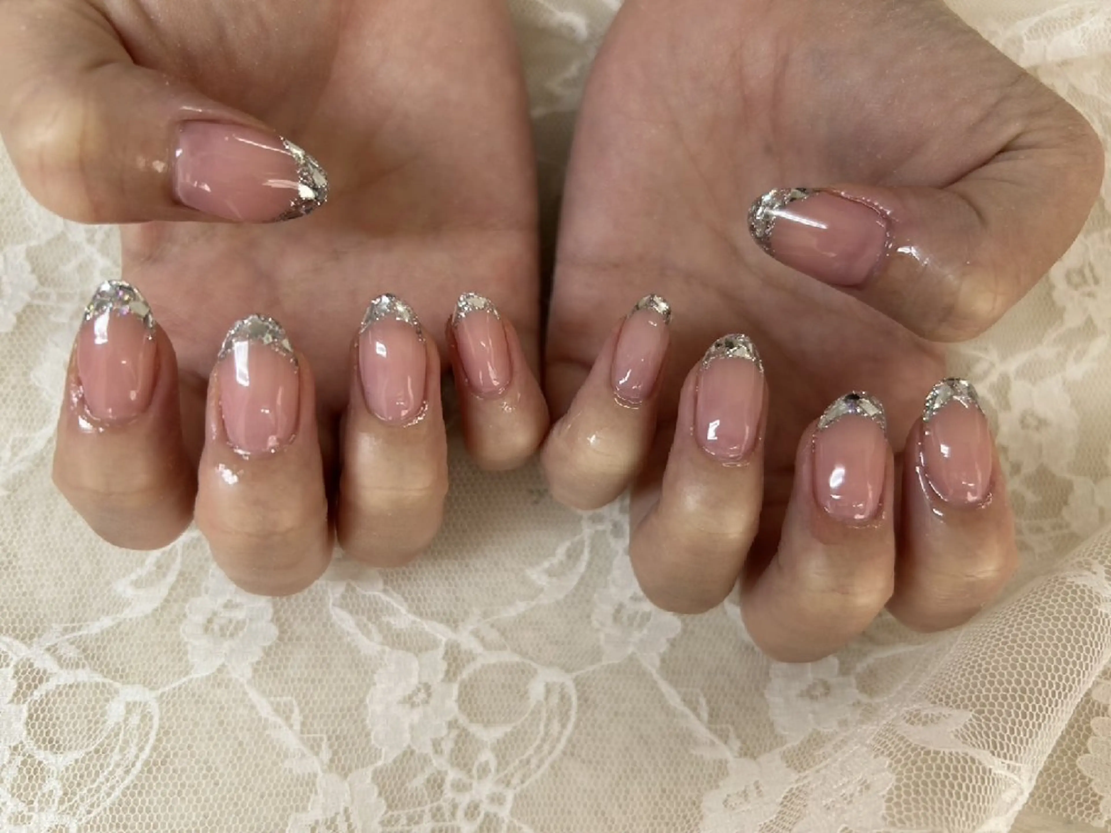 ネイル フレンチネイル ガラスフレンチ オフィスネイル ハンドネイル ハンドケア 心斎橋Salon Epokkuのネイルデザイン