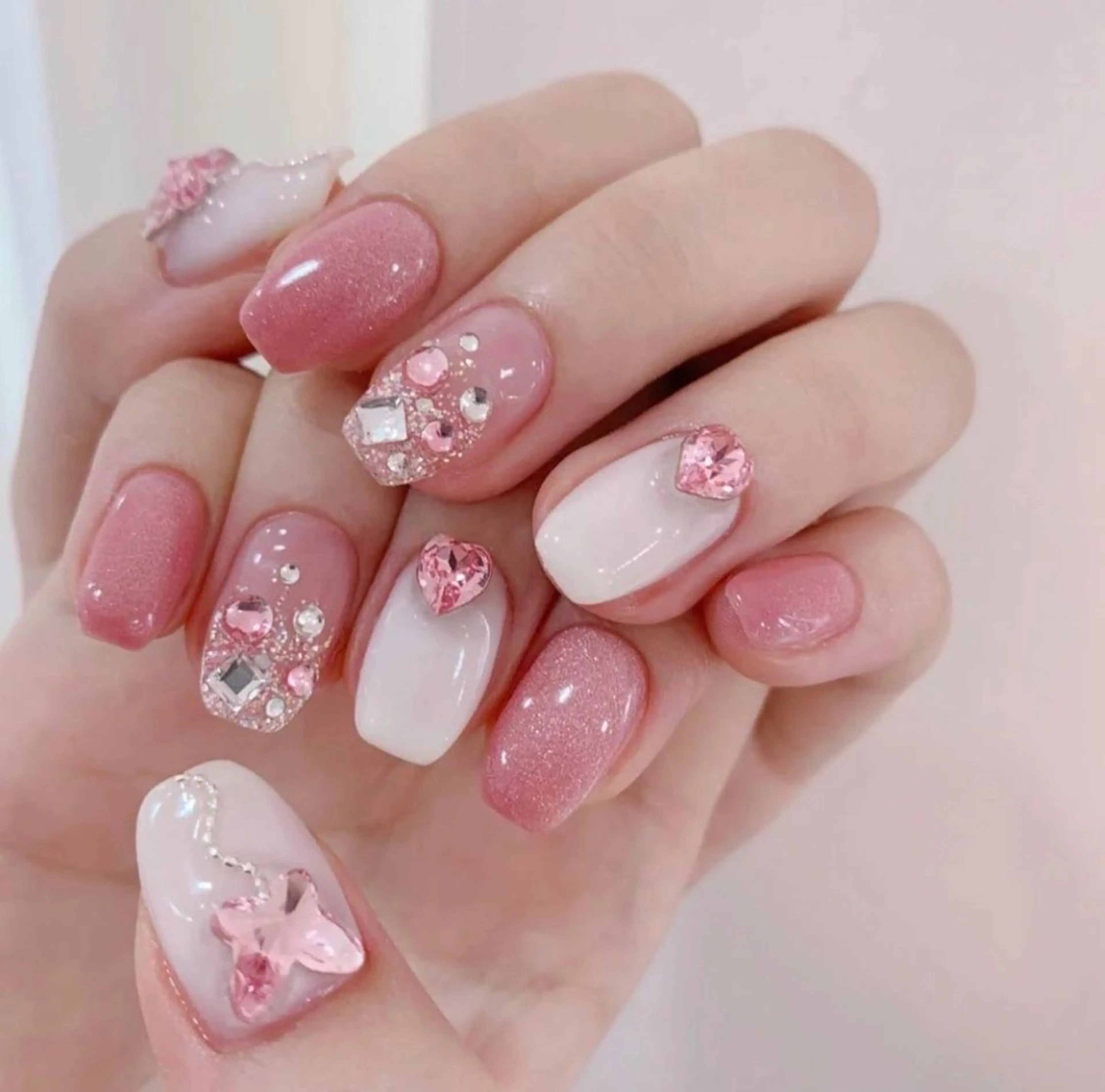 ネイル ハロウィン マグネットネイル ミラーネイル ニュアンスネイル ネイルチップ Lee Nailsのネイルデザイン