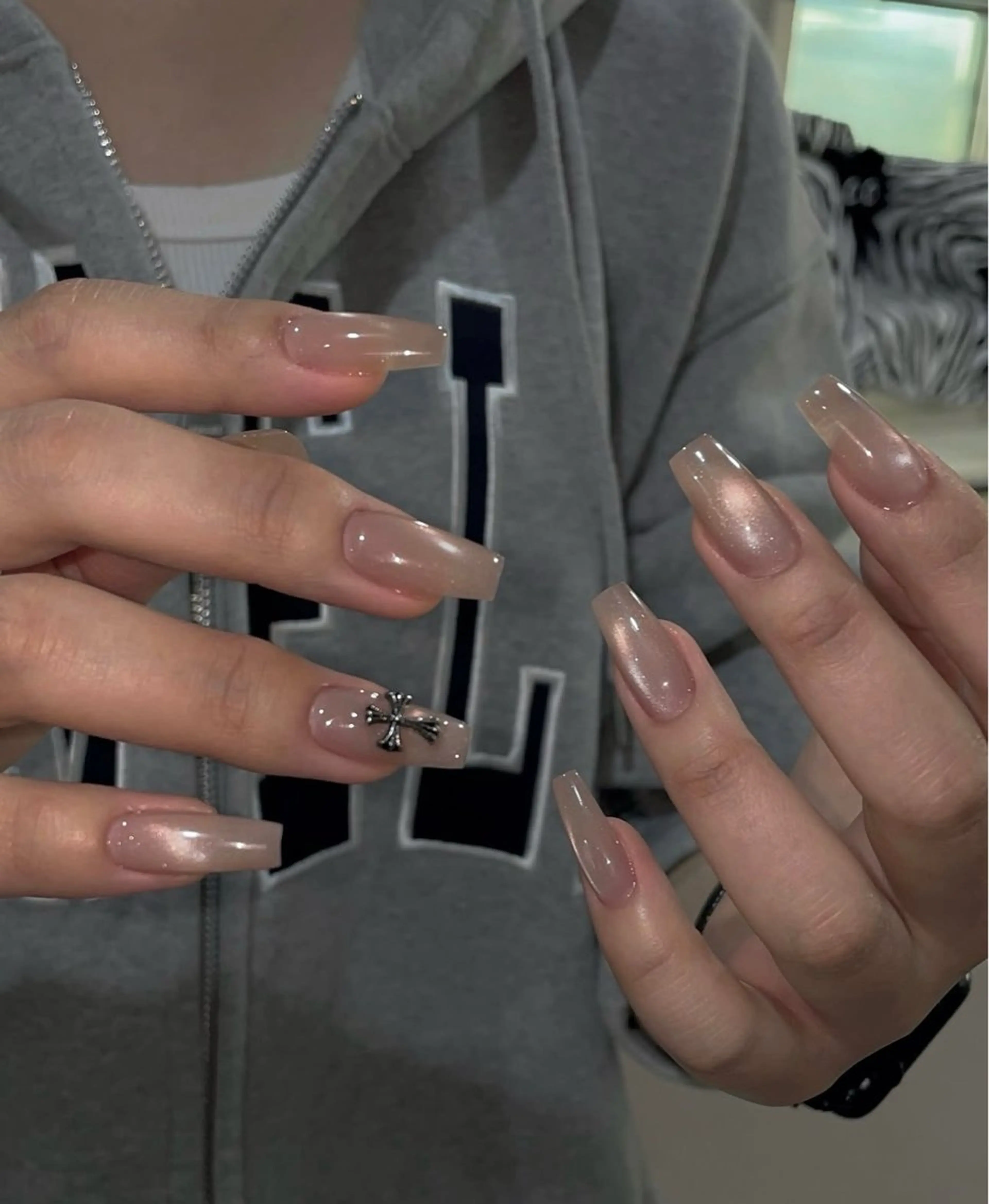 セミロング 韓国風ヘア ハンドネイル Aila Nail ShinOkuboのネイルデザイン