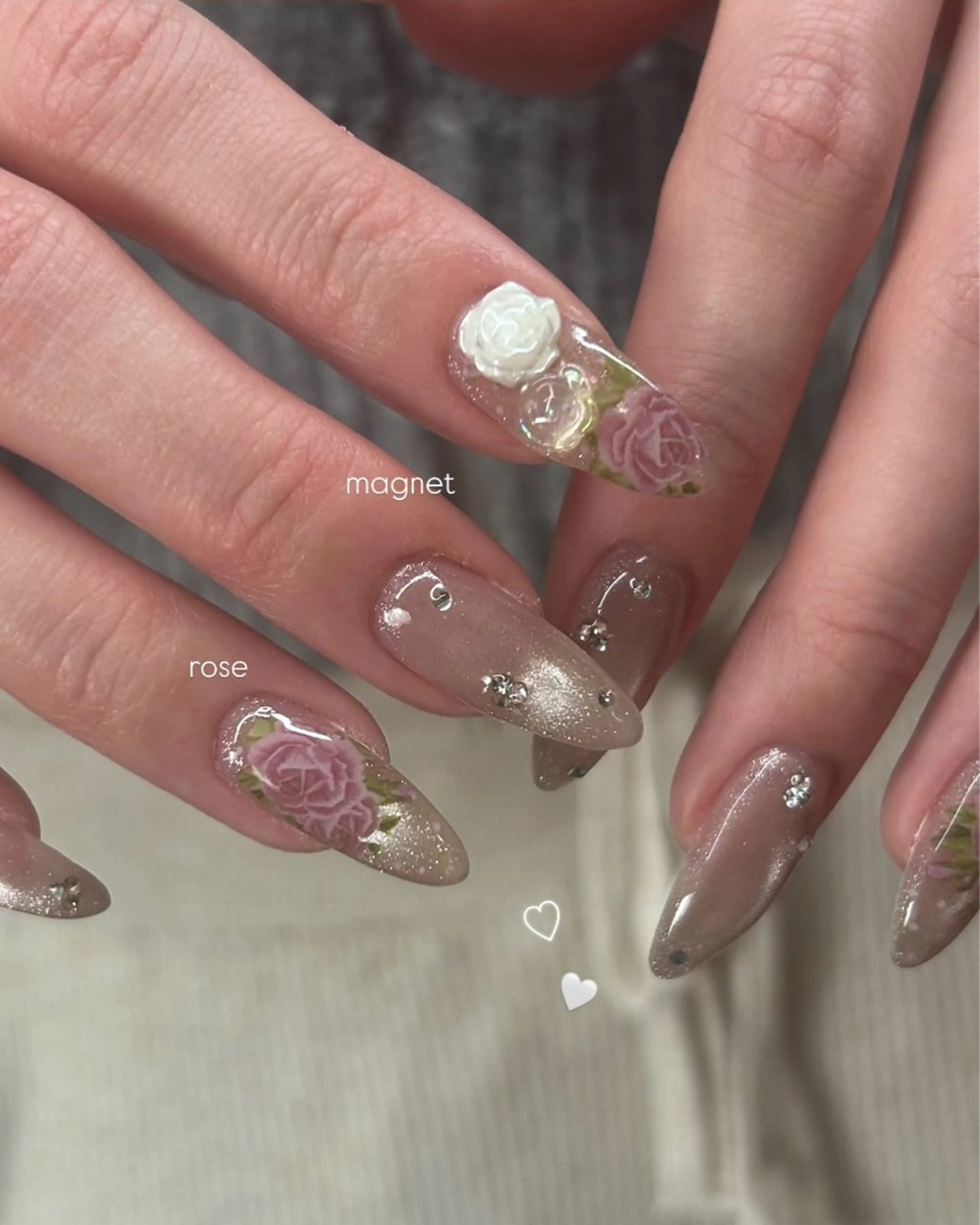 ネイル ハンドネイル EmaNail🎀 Haaruのネイルデザイン