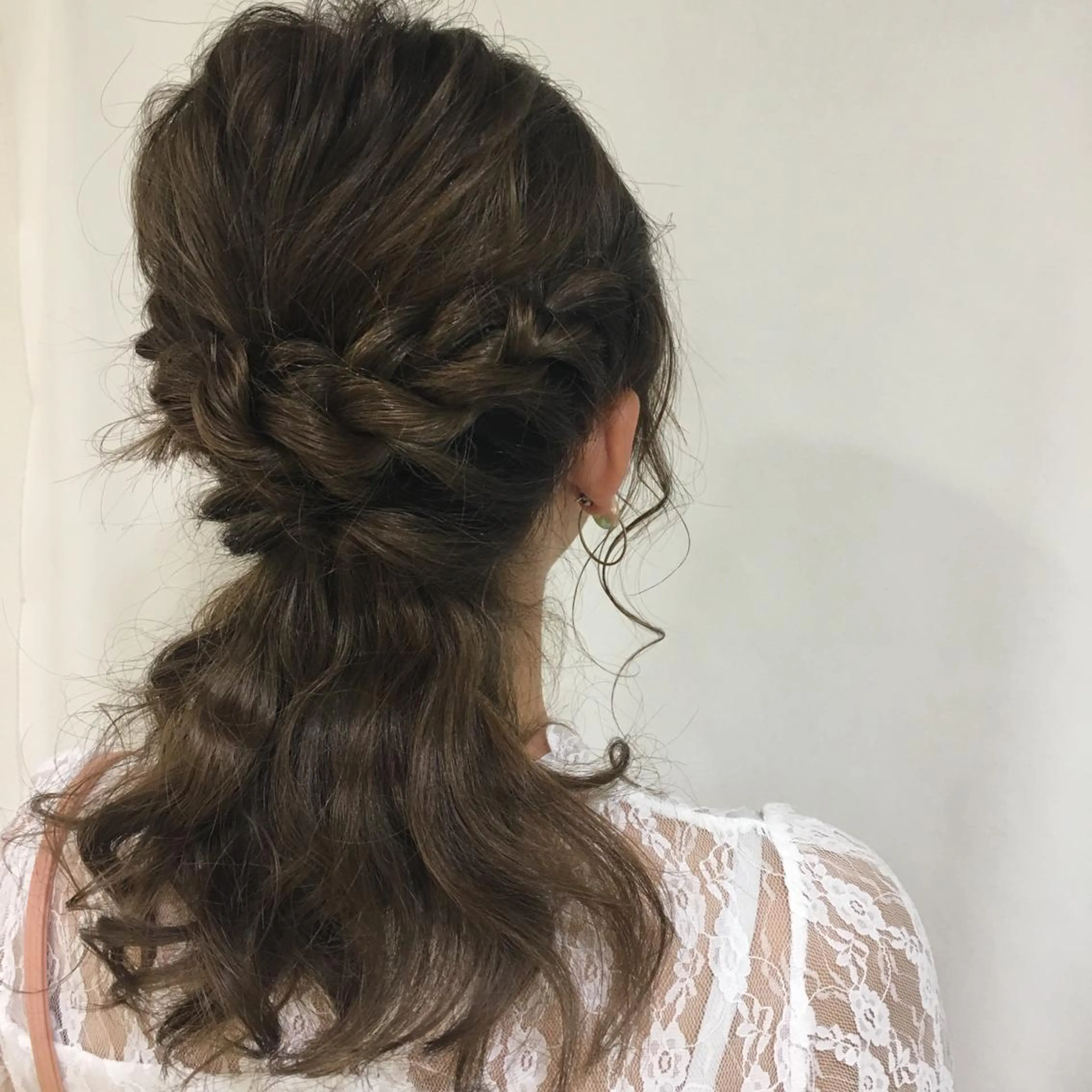 ミディアム カラー ヘアアレンジ ヘアセット きむえり/髪質改善 /うねり広がり改善のヘアスタイル