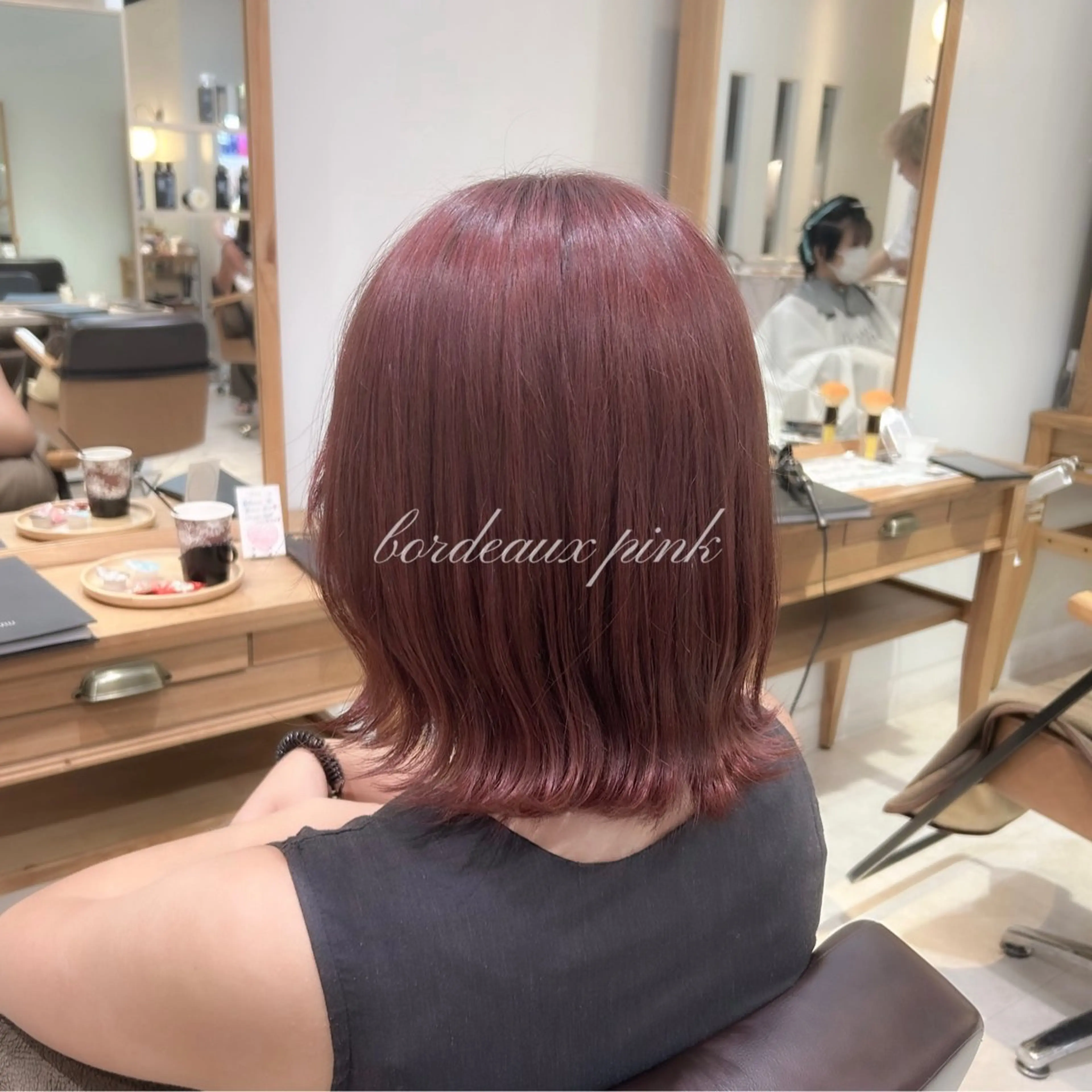 ミディアム 透明感カラー☁️岩永 侑奈のヘアスタイル