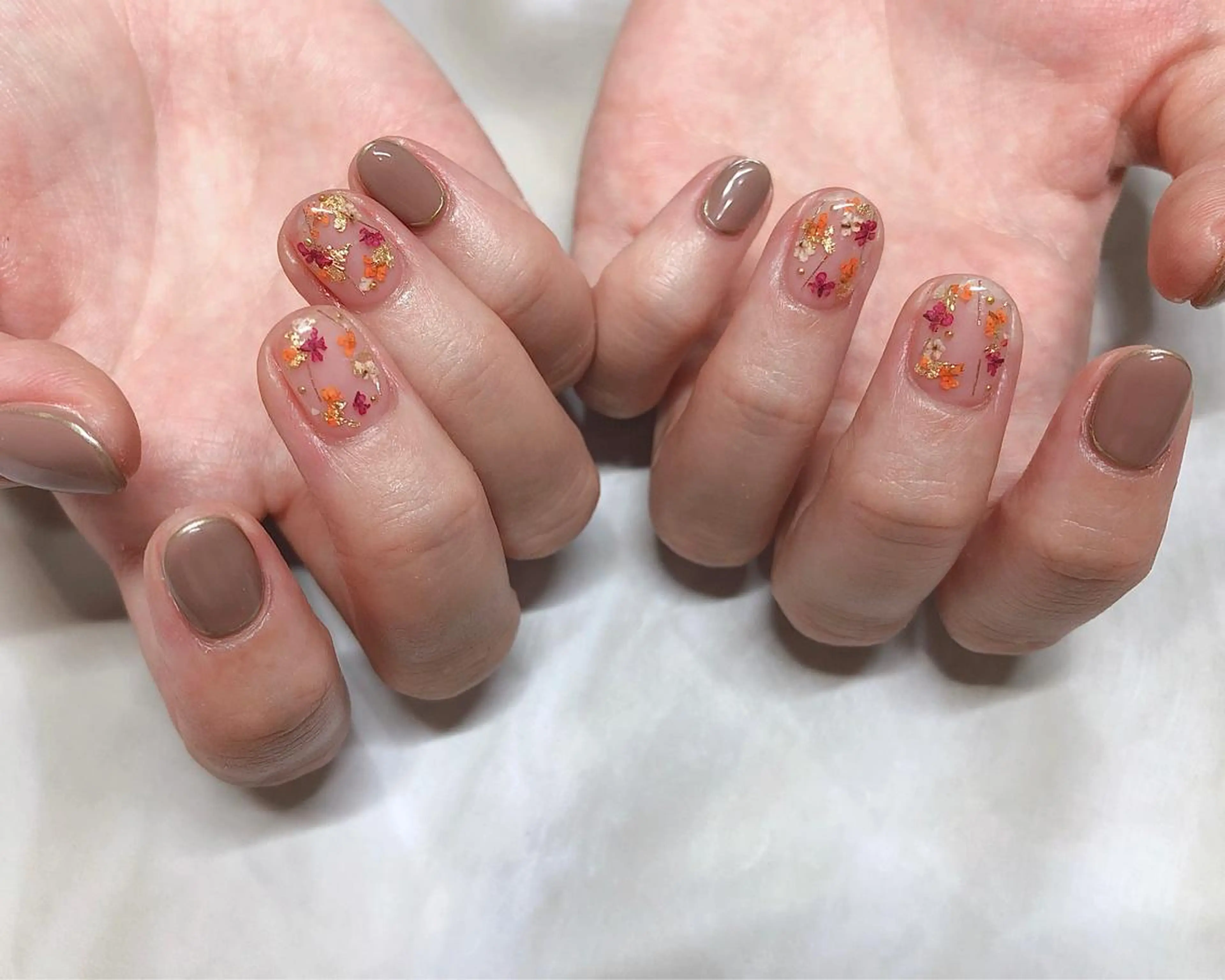 ネイル フラワーネイル ハンドネイル saki_ nail heronのネイルデザイン