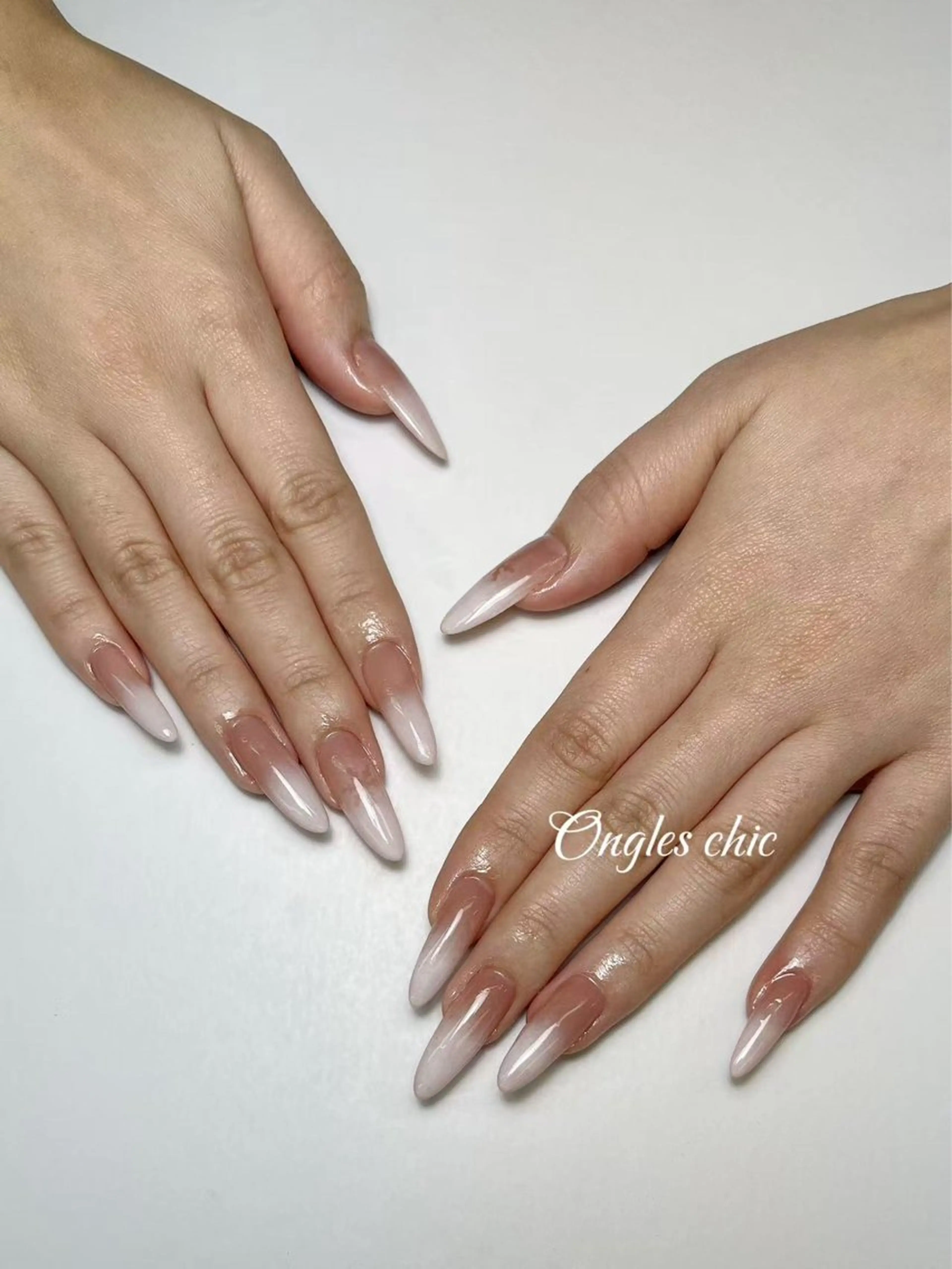 ネイル ハンドネイル ongles chicのネイルデザイン