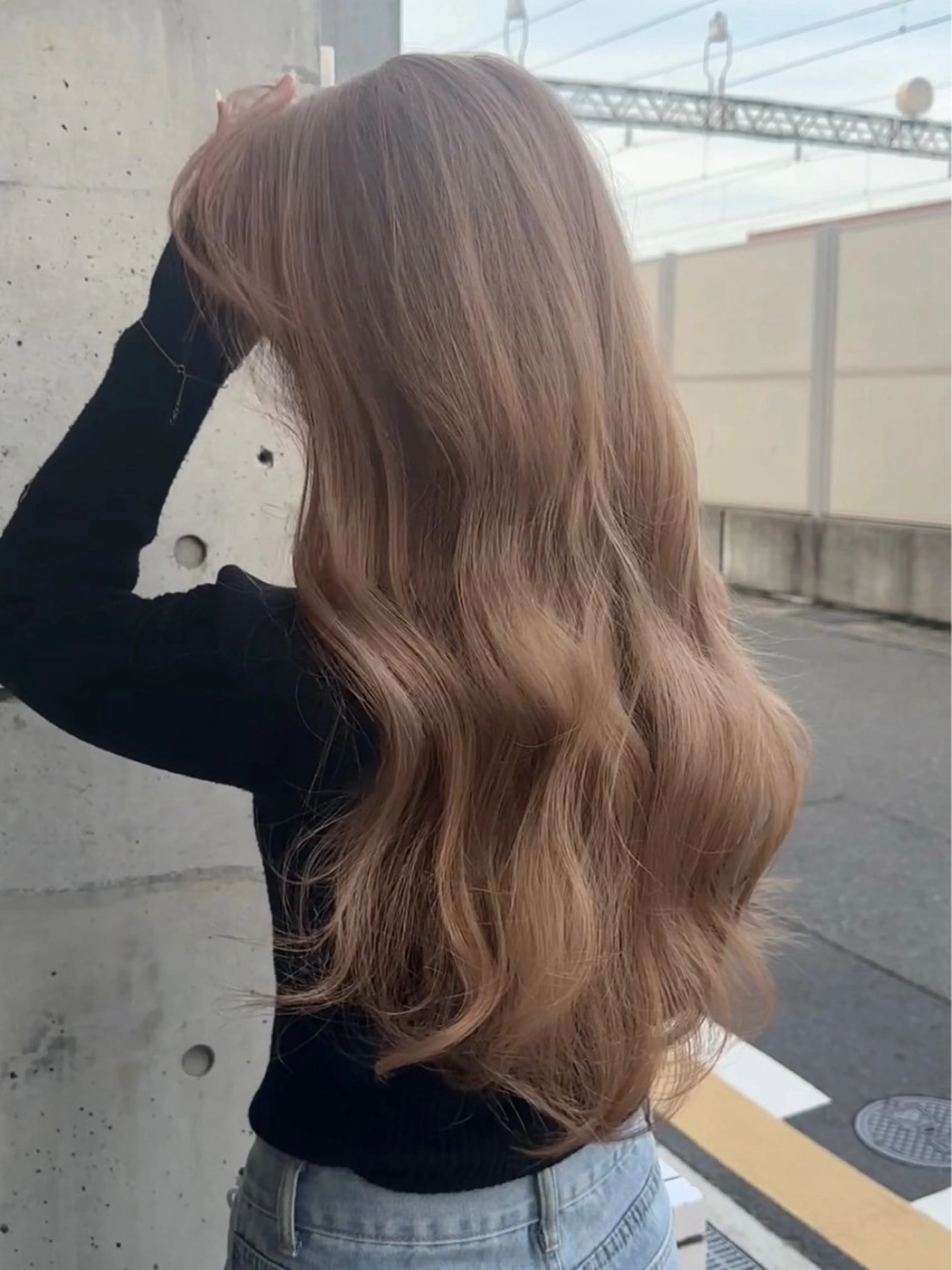 ロング カラー オリーブ/赤み消し 透明感/Akaneのヘアスタイル