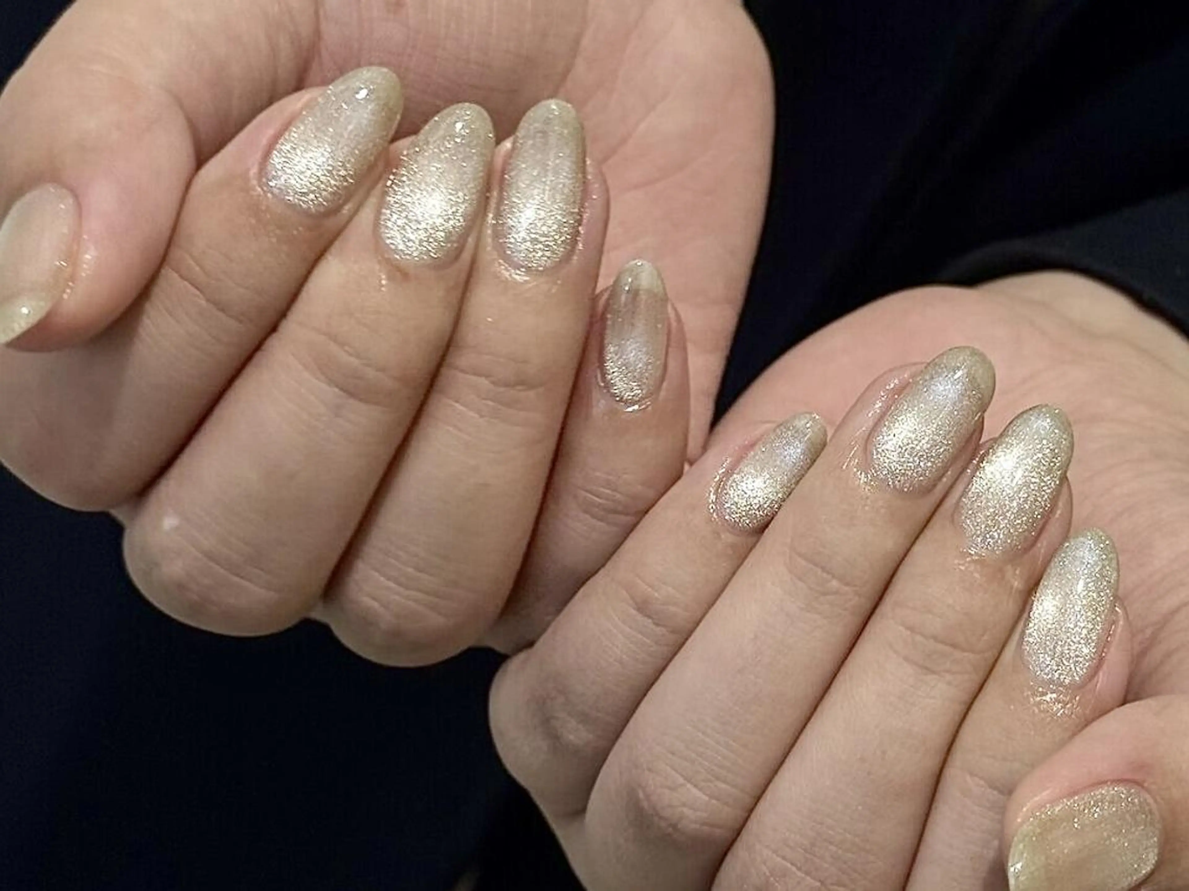 ネイル マグネットネイル Allma Nailのネイルデザイン