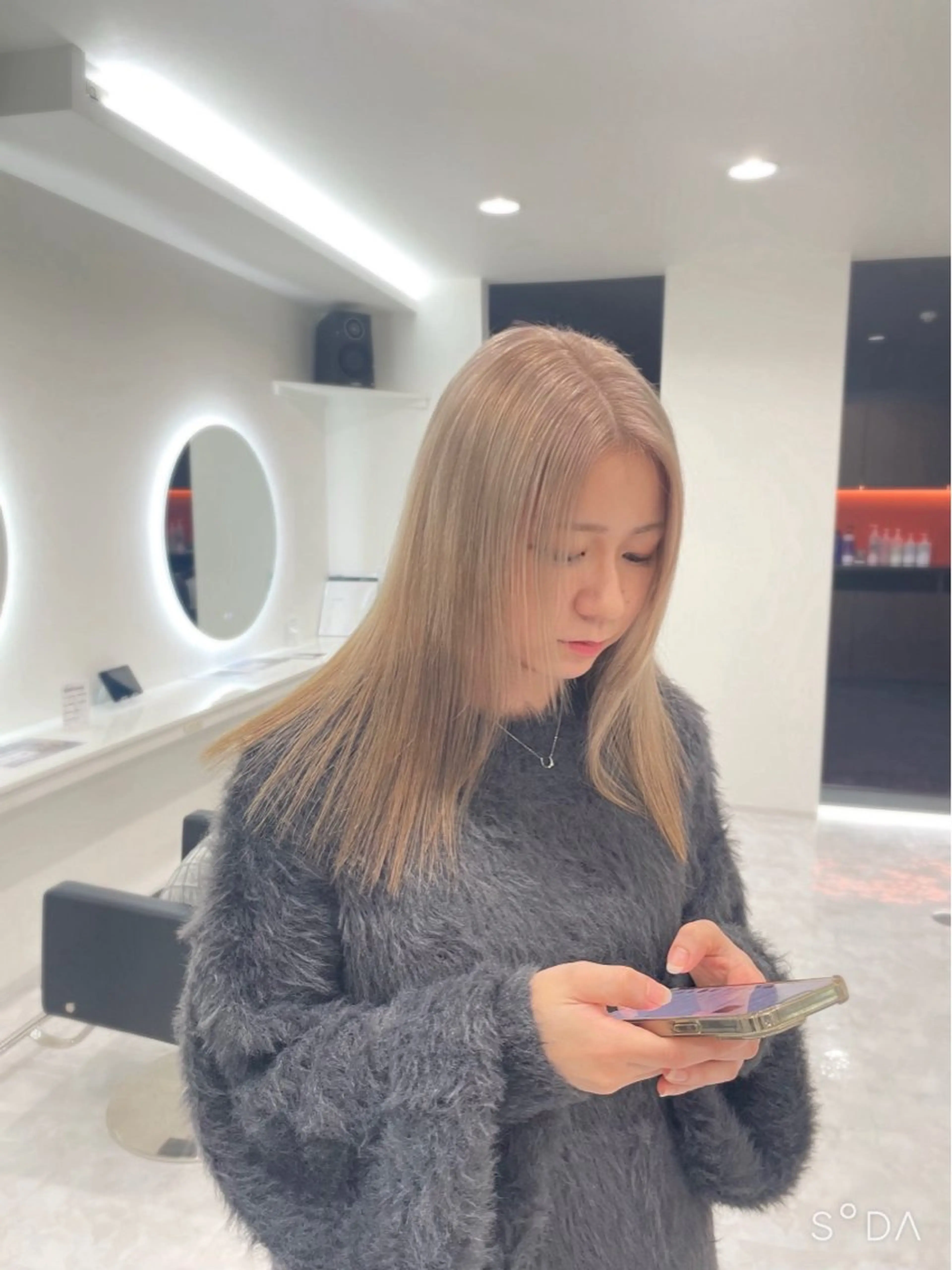 セミロング 福田 奈那のヘアスタイル