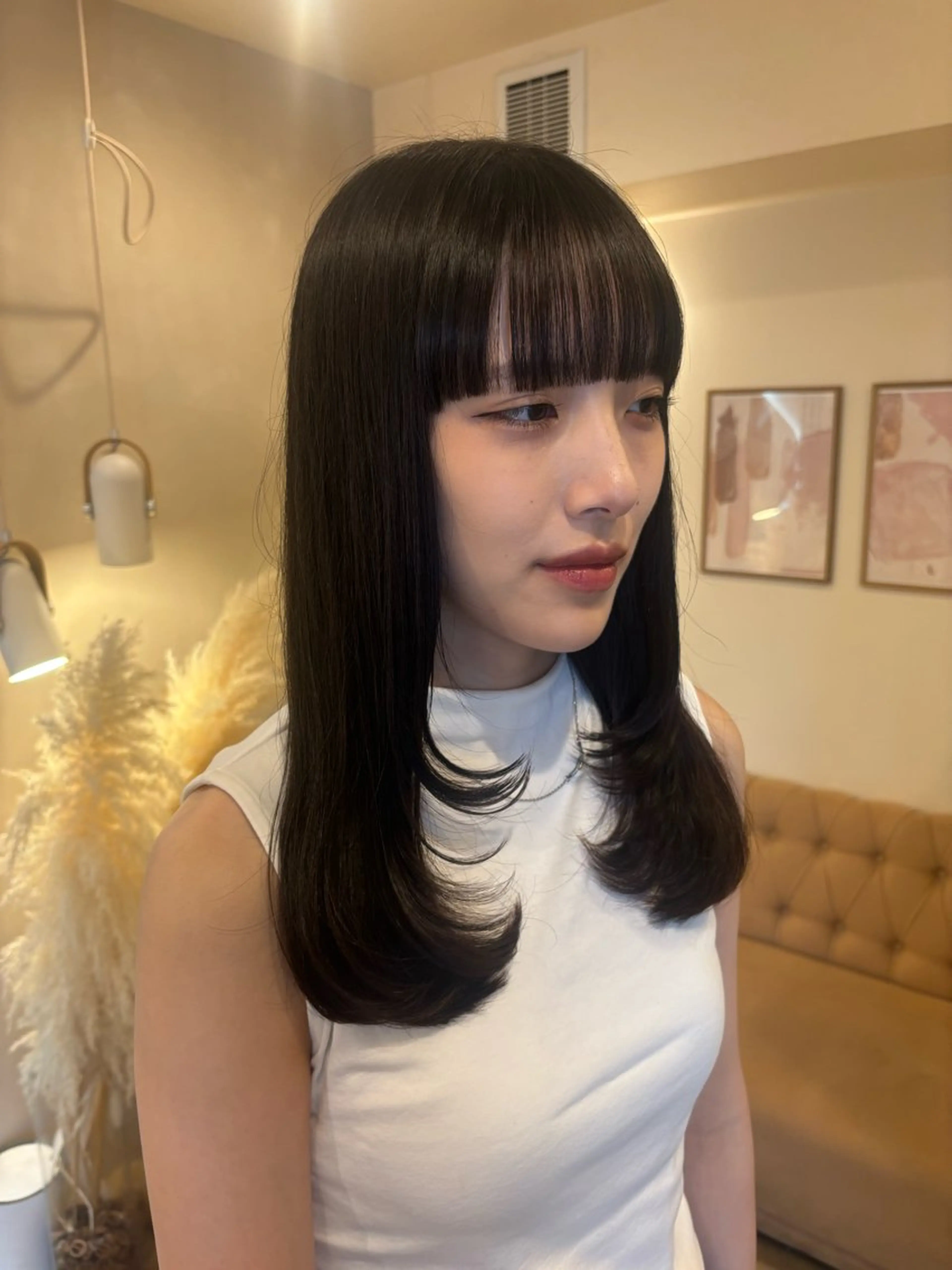 ミディアム カット トリートメント ミルクティ/ピンク/ レイヤー/yuriaのヘアスタイル