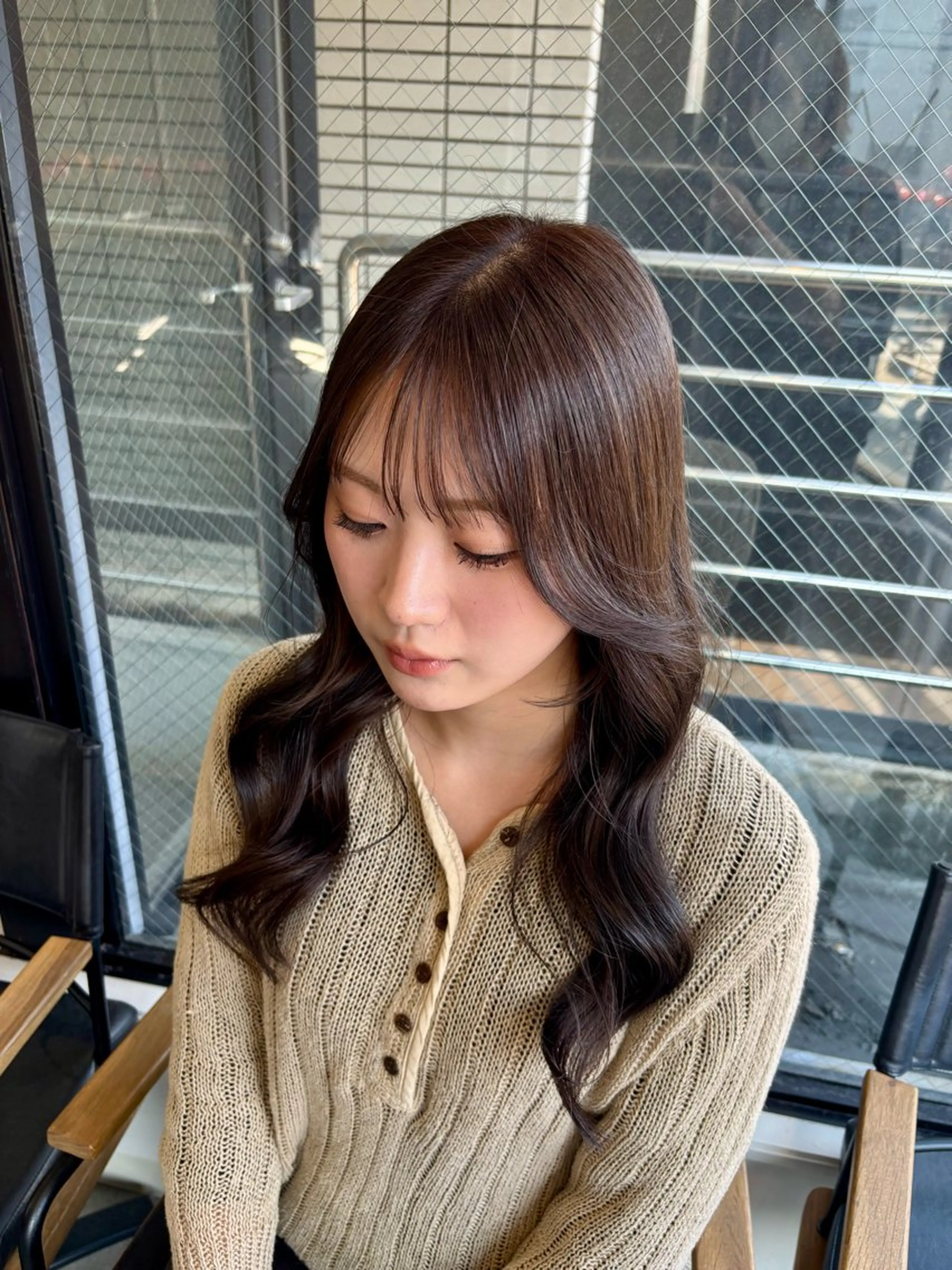 ロング 浦川 麗美のヘアスタイル