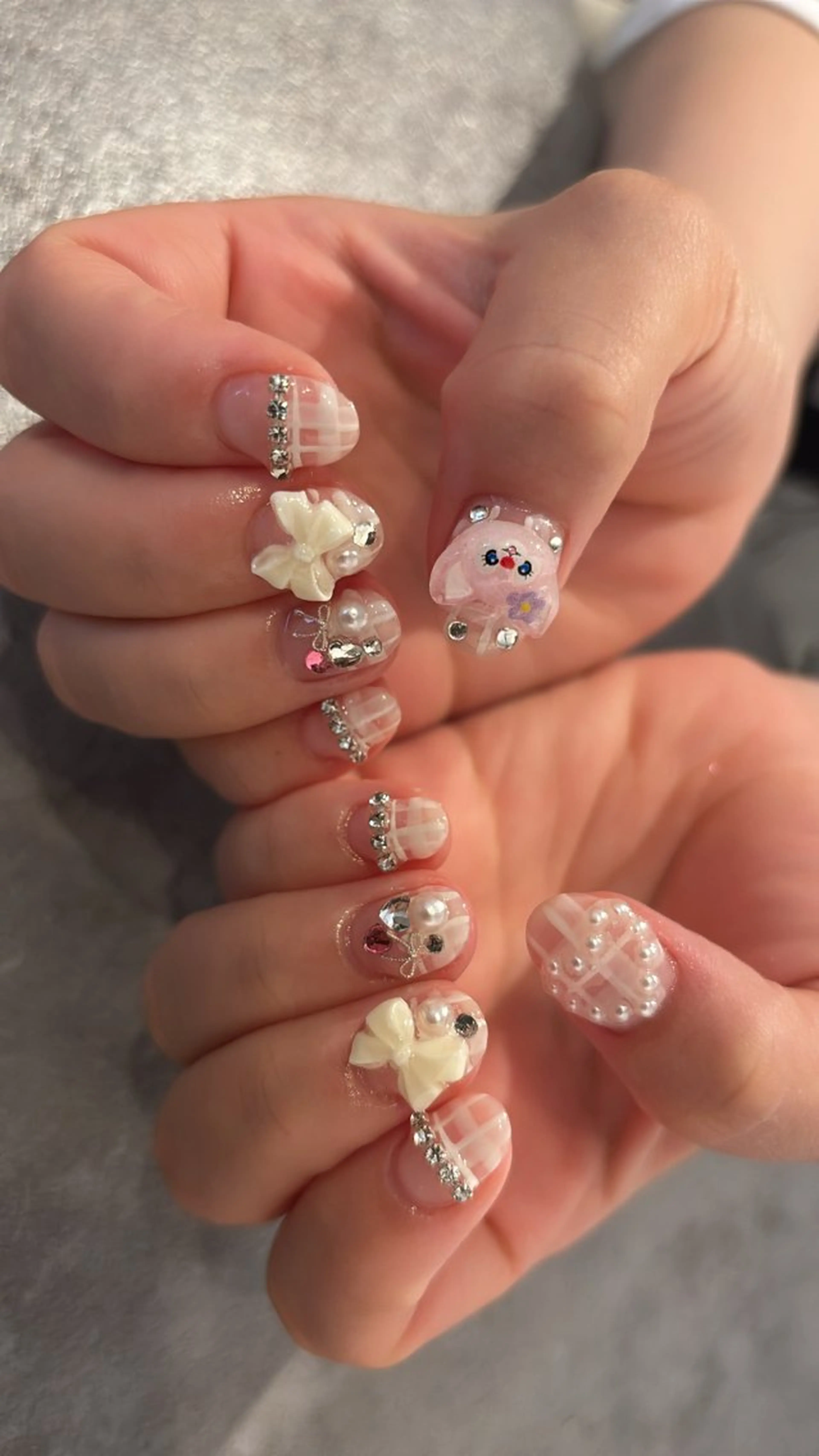 ネイル Mignon所属・Mignon 、のネイルデザイン