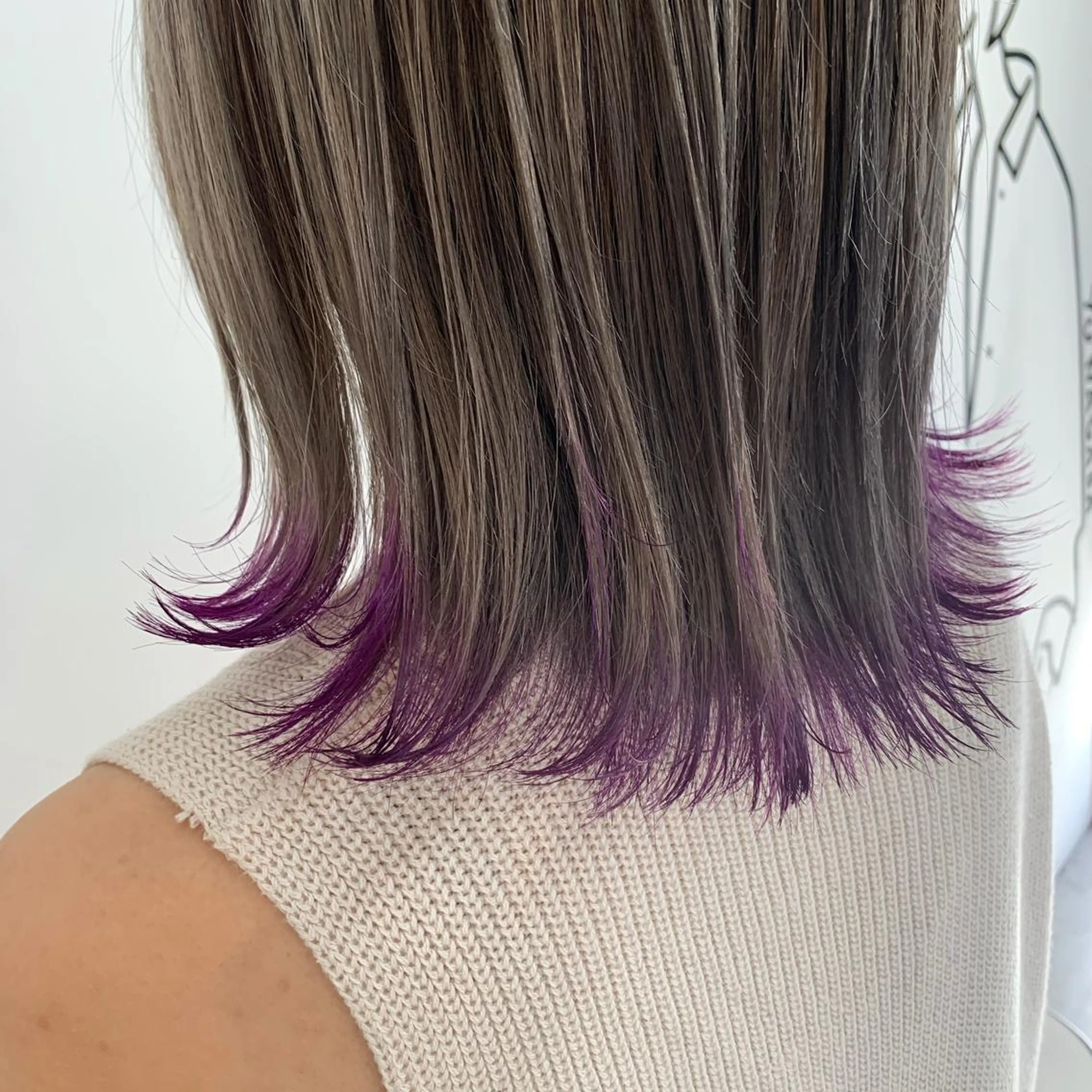 ミディアム カラー ☘️ブリーチ/ハイト ーン/レイヤー/のヘアスタイル