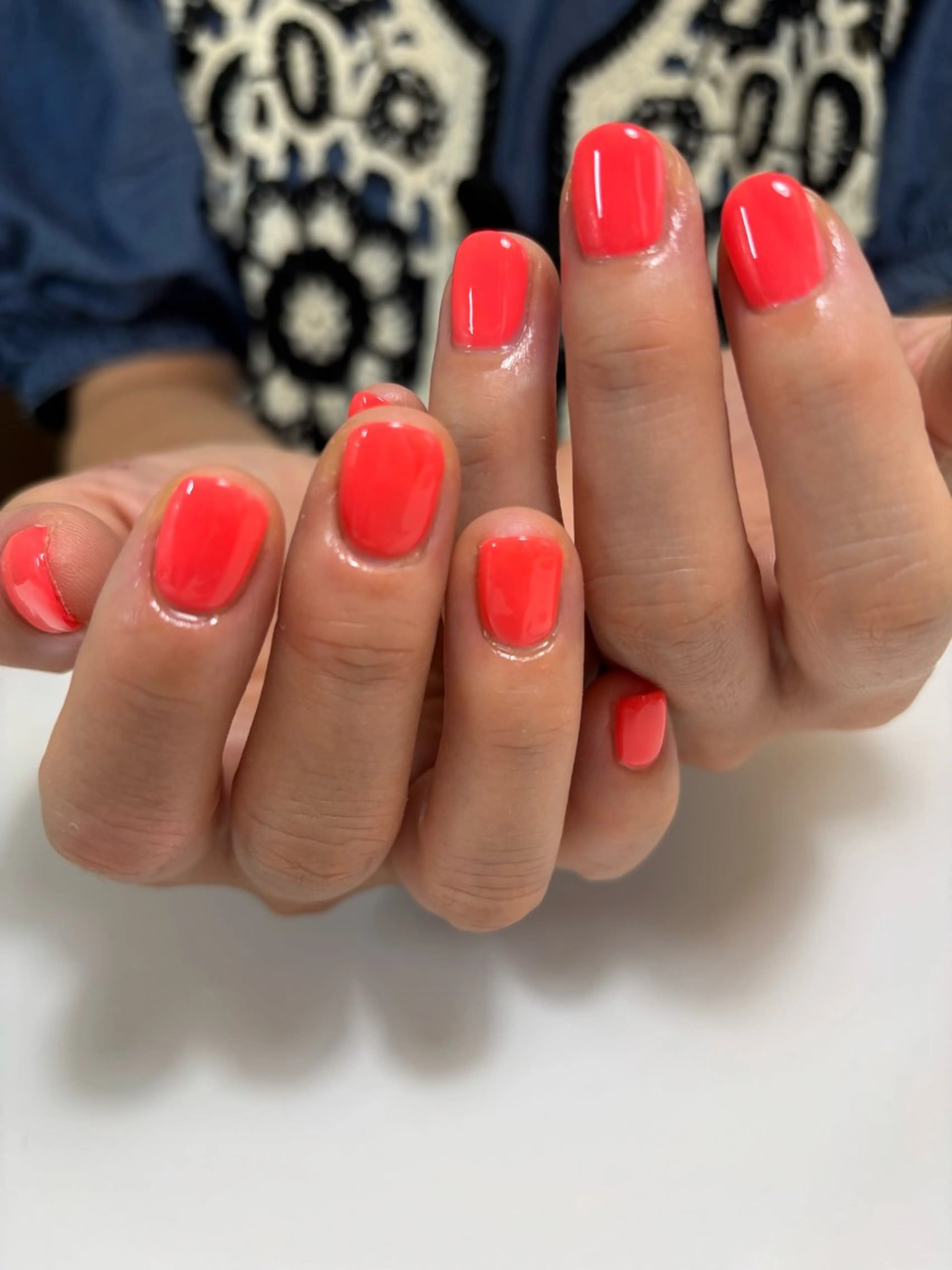 ネイル ワンカラーネイル オレンジ 赤色 is.nail 🌷sonokoのネイルデザイン