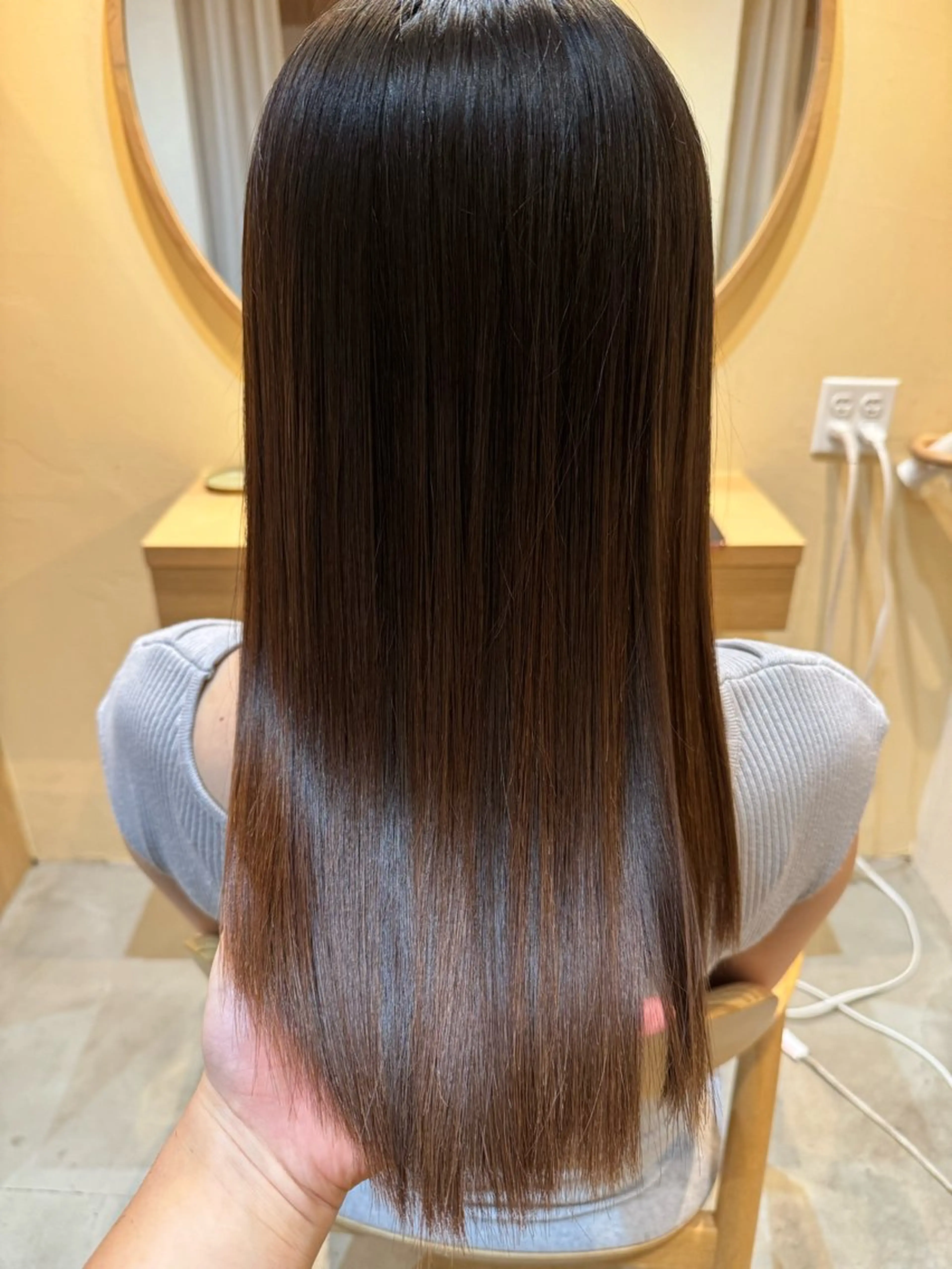 セミロング カット ヘアカラー トリートメント 美髪 透明感カラーSotaのヘアスタイル