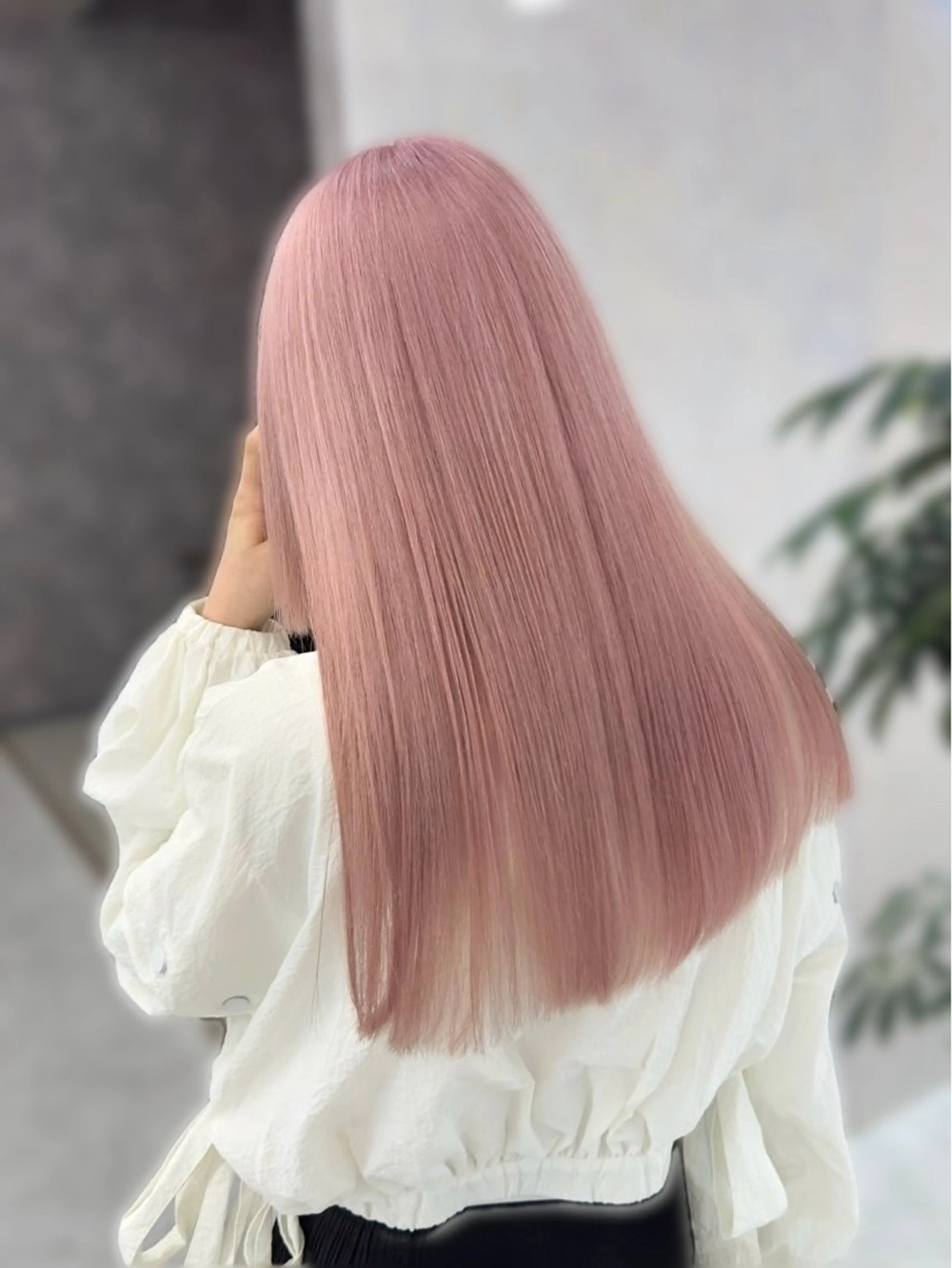 セミロング カラー パーマ ヘアアレンジ メンズ キッズ ヘアカラー トリートメント レイヤー×ハイトーン / mihana🪐のヘアスタイル