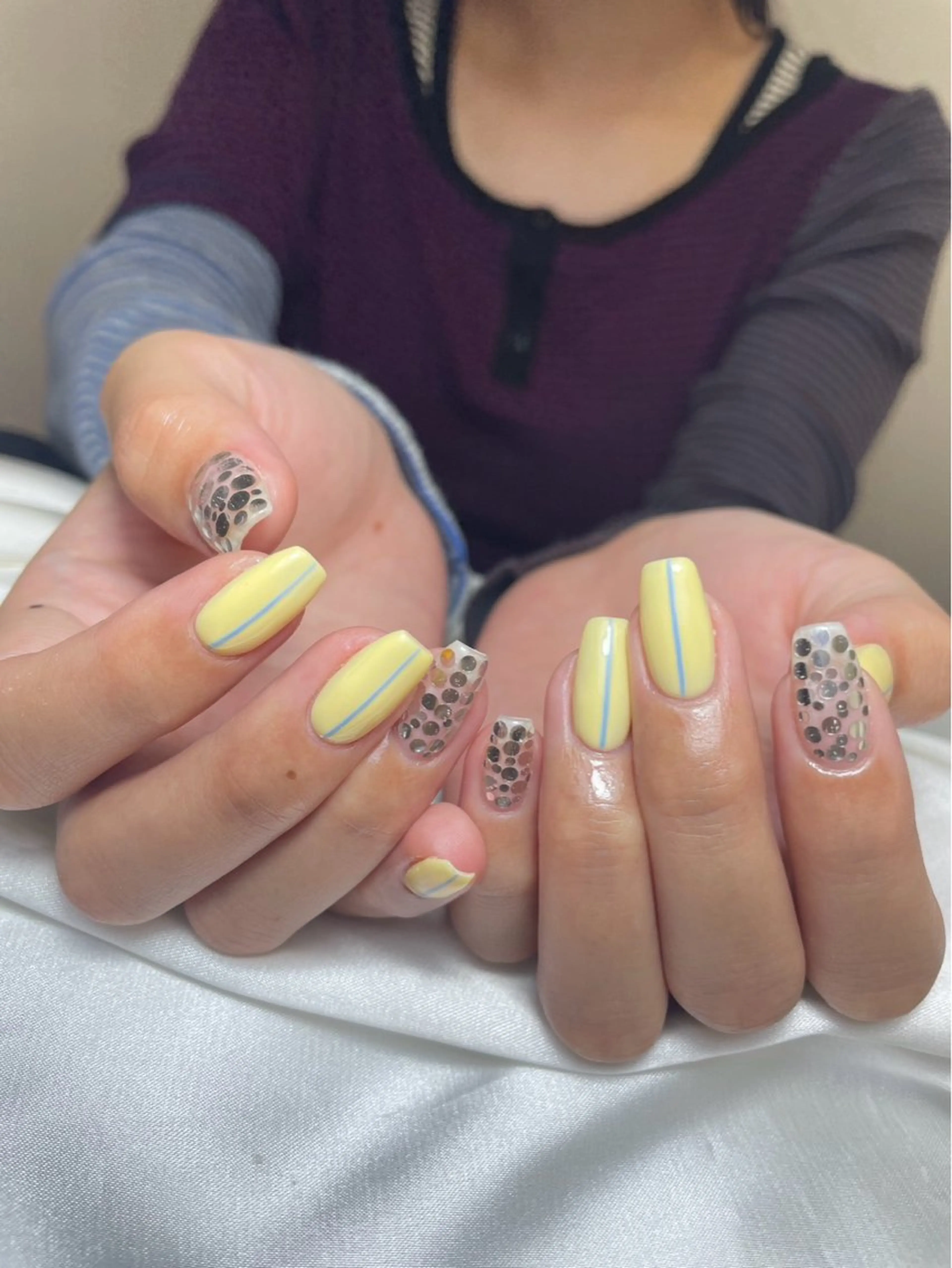 ネイル チークネイル 長さ出し フットネイル ジェルネイル 卒業式 𝓐𝓷𝓻𝓲 XiinhNailのネイルデザイン