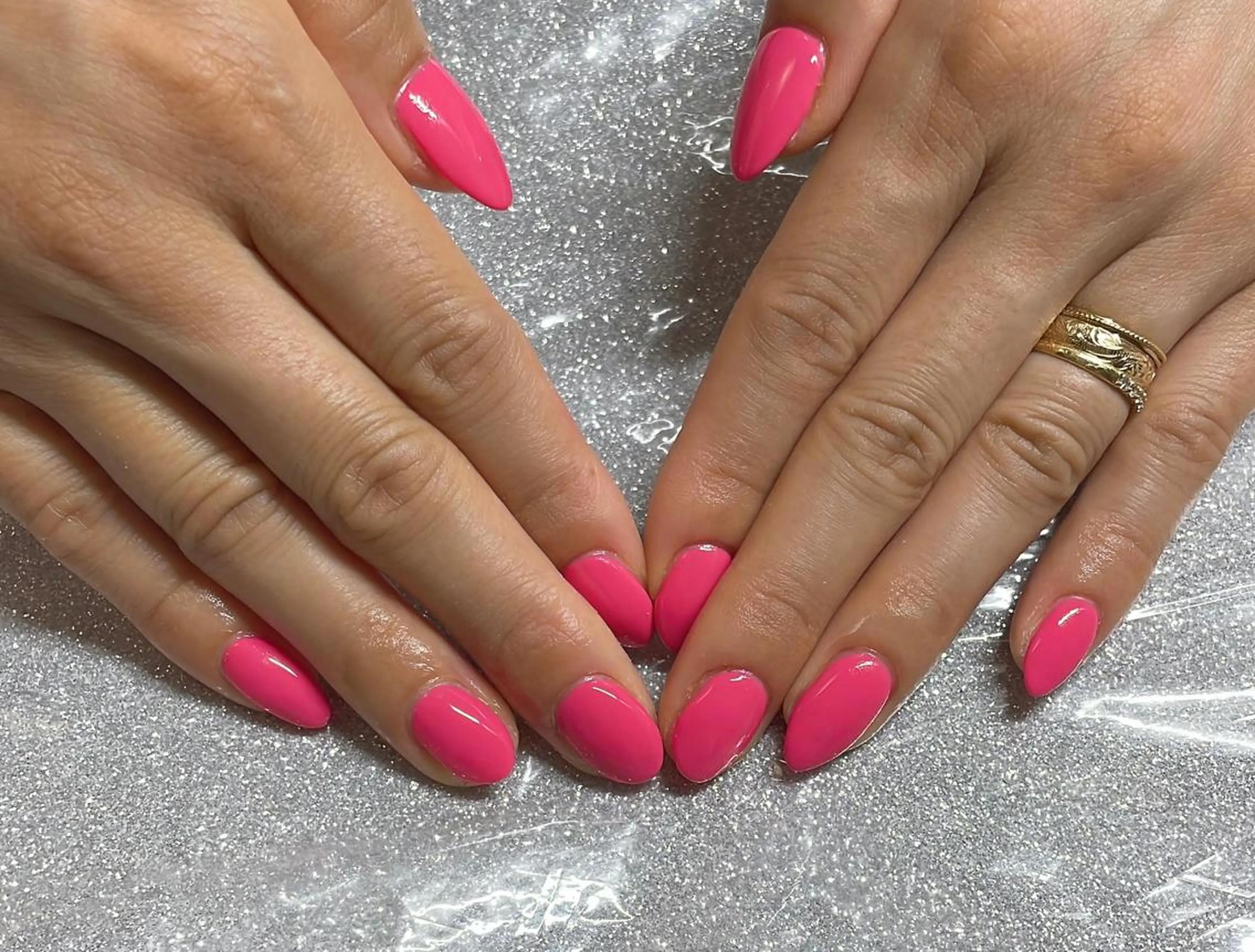 ネイル ハンドネイル VIERU 🌈🎀💖のネイルデザイン