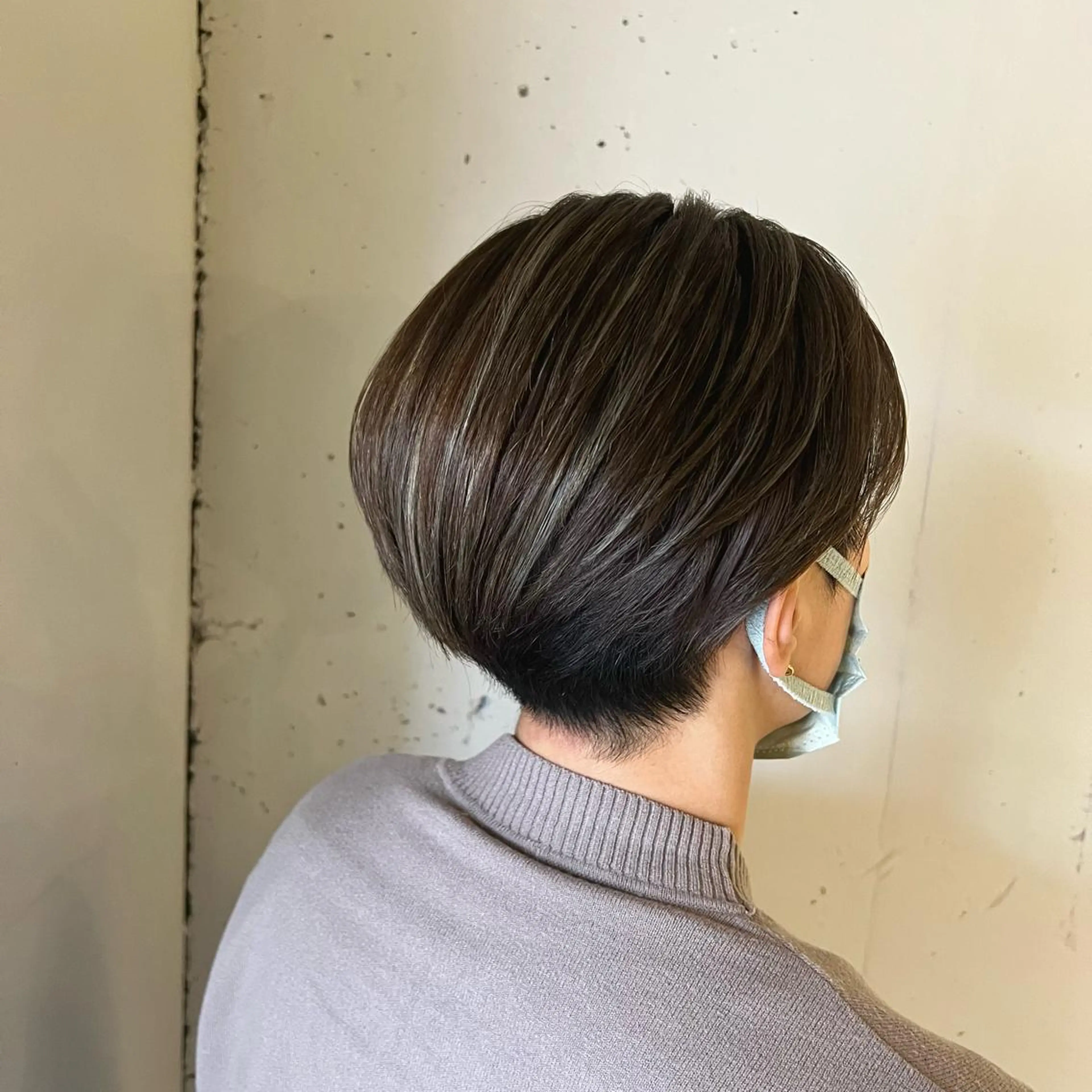 ショート カラー ハイライトカラー ハイライト ショートヘア ヘアカラー トリートメント ヘッドスパ カラースペシャリスト しょう🧑🏼‍🎨のヘアスタイル