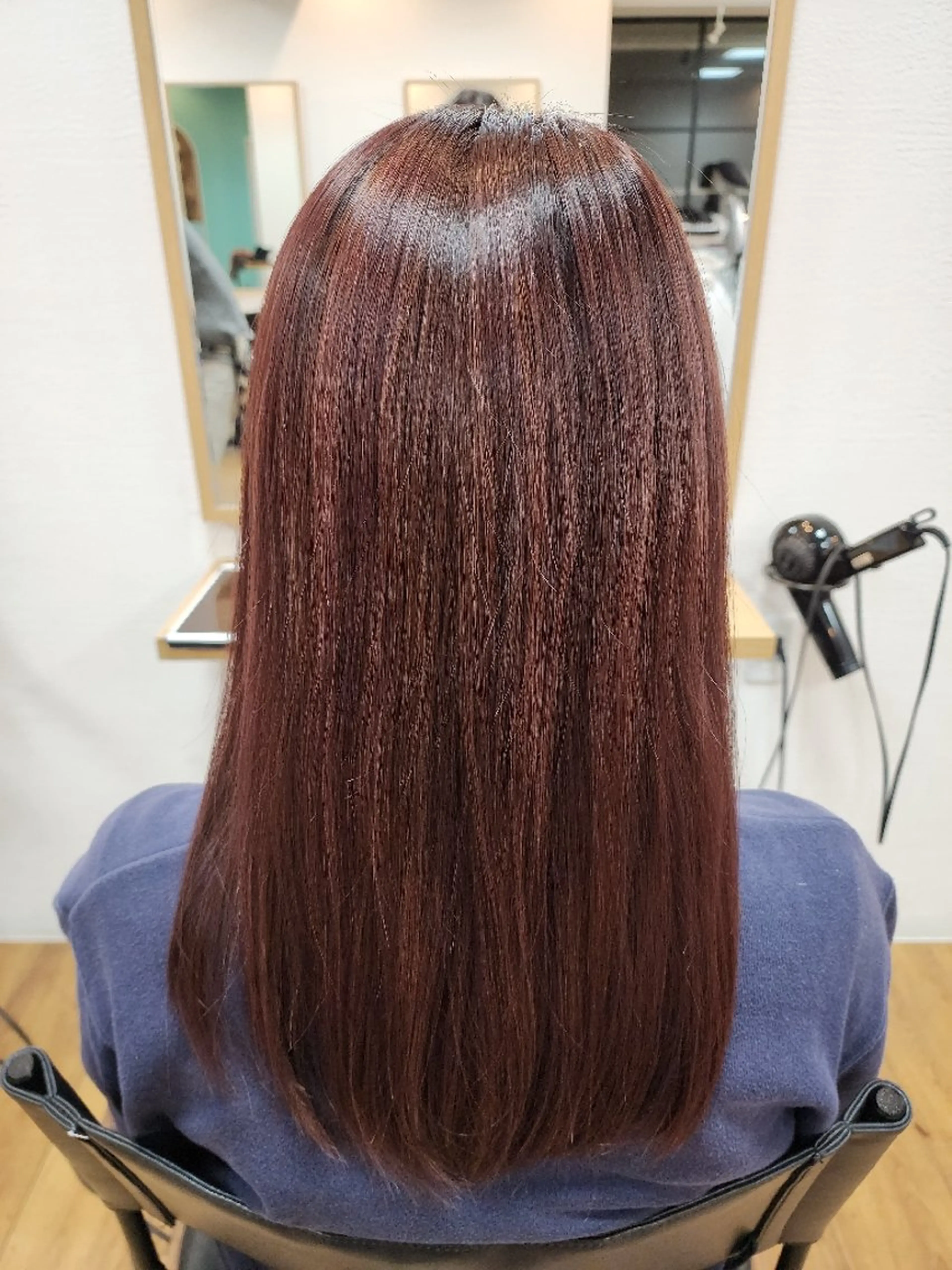 ロング カラー ハイライトカラー ピンクカラー ハイライト 近森 美帆[モーラ高石店]のヘアスタイル