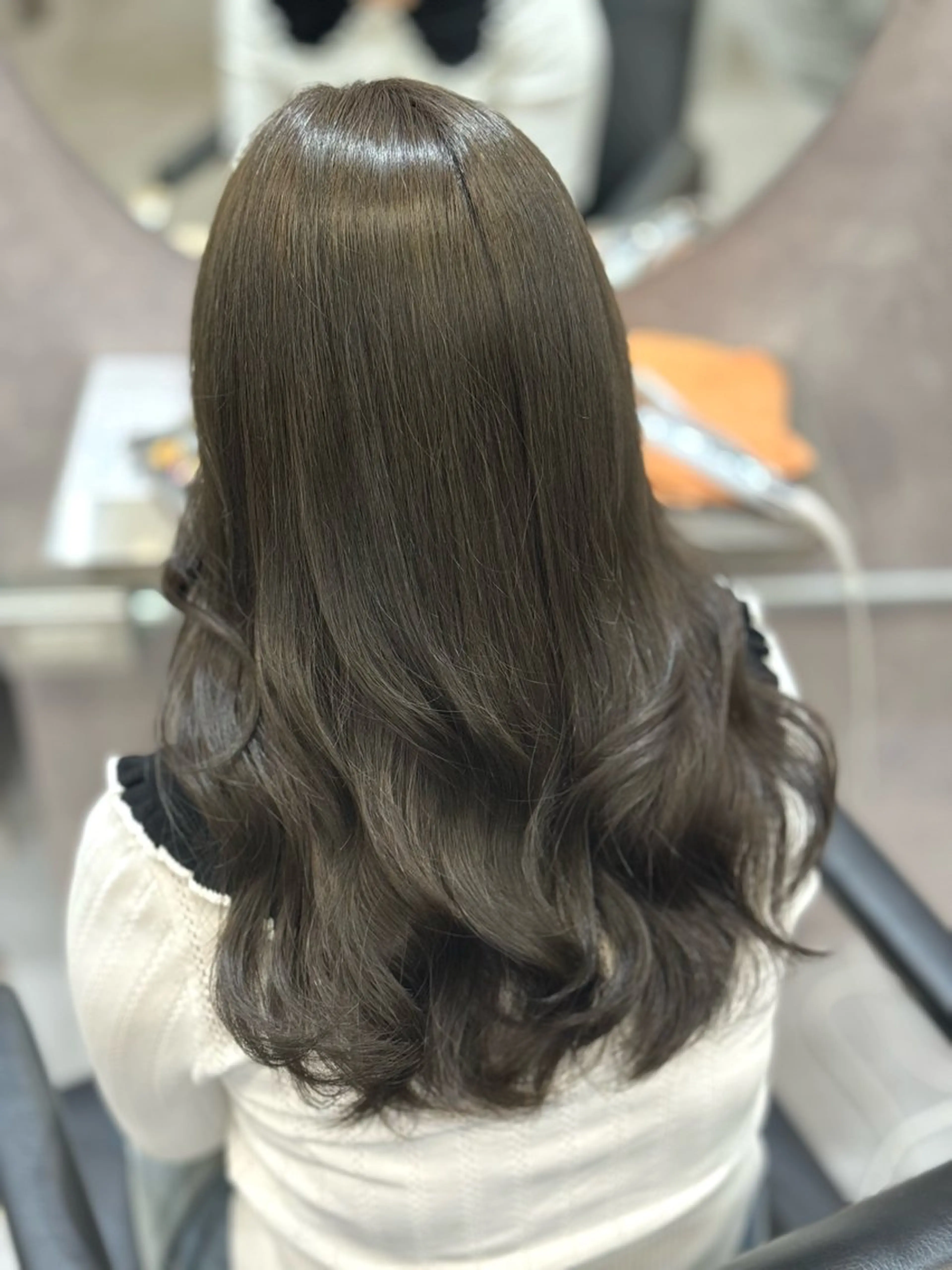 セミロング カット 縮毛矯正 shes梅田 はまもとのヘアスタイル