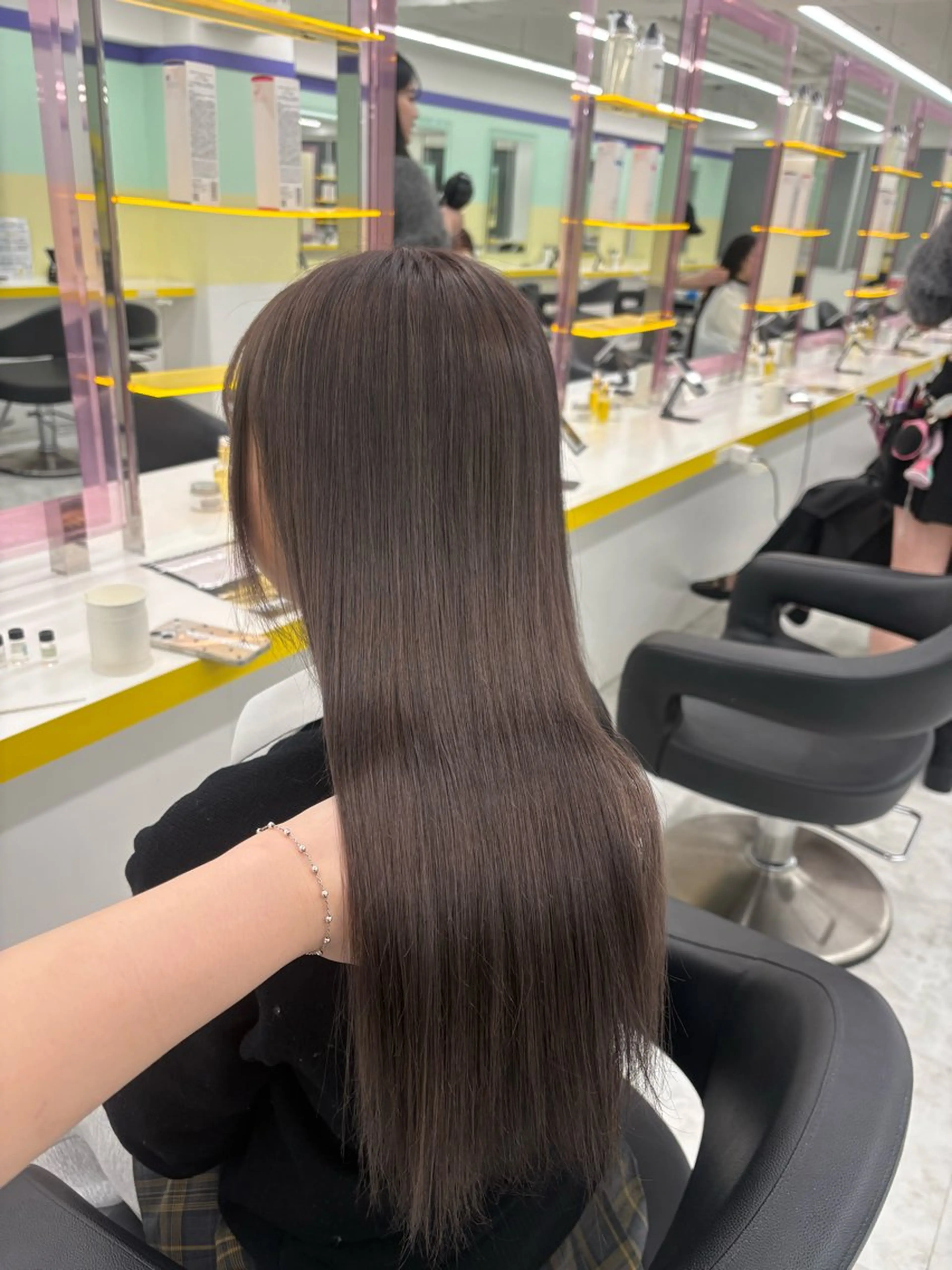 ロング カラー ヘアカラー ベージュ×レイヤー 🤎横浜/miu🤎のヘアスタイル