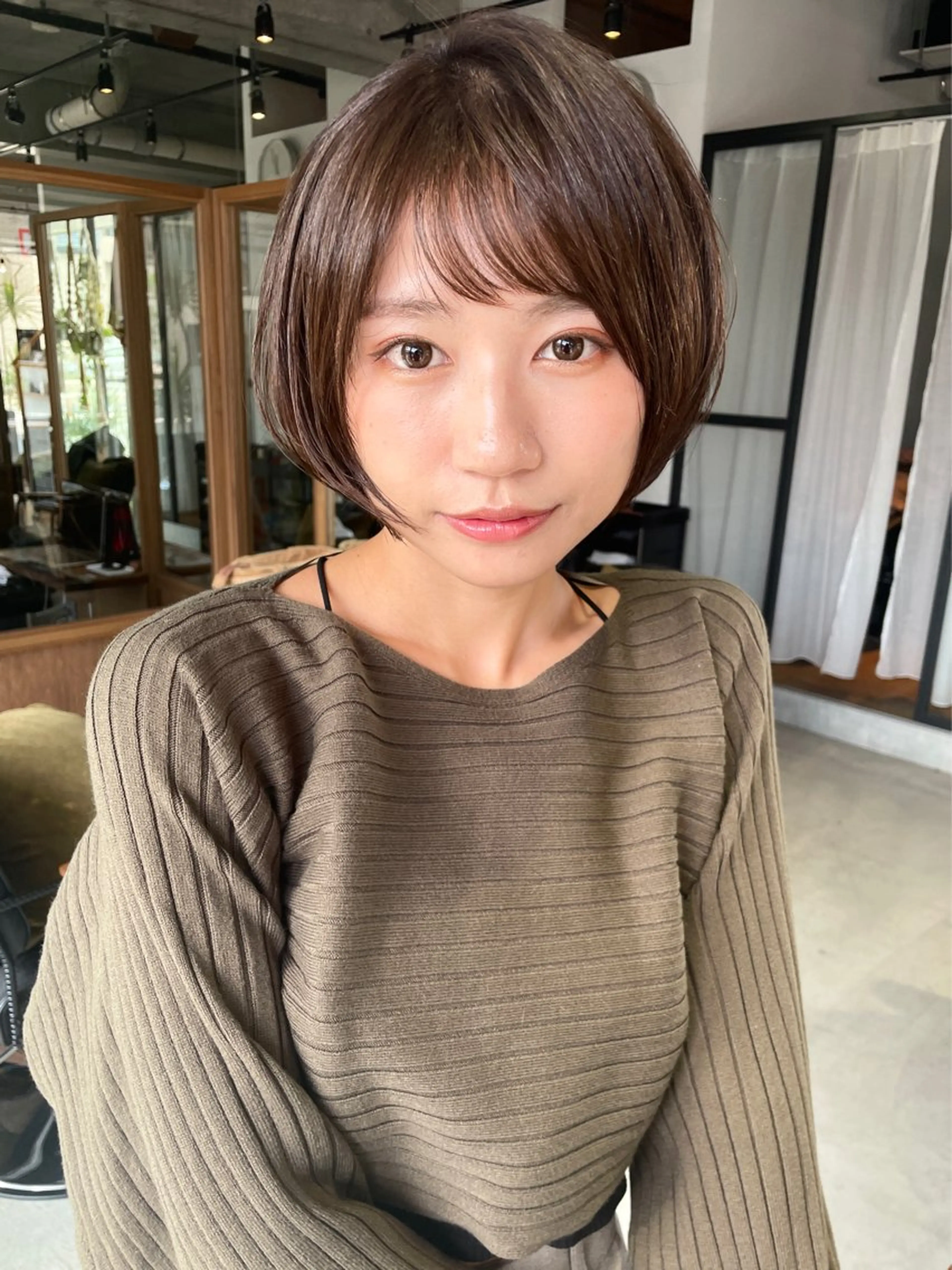 ショート カラー カット トリートメント ヘッドスパ FERIA池田 田岡啓佑のヘアスタイル