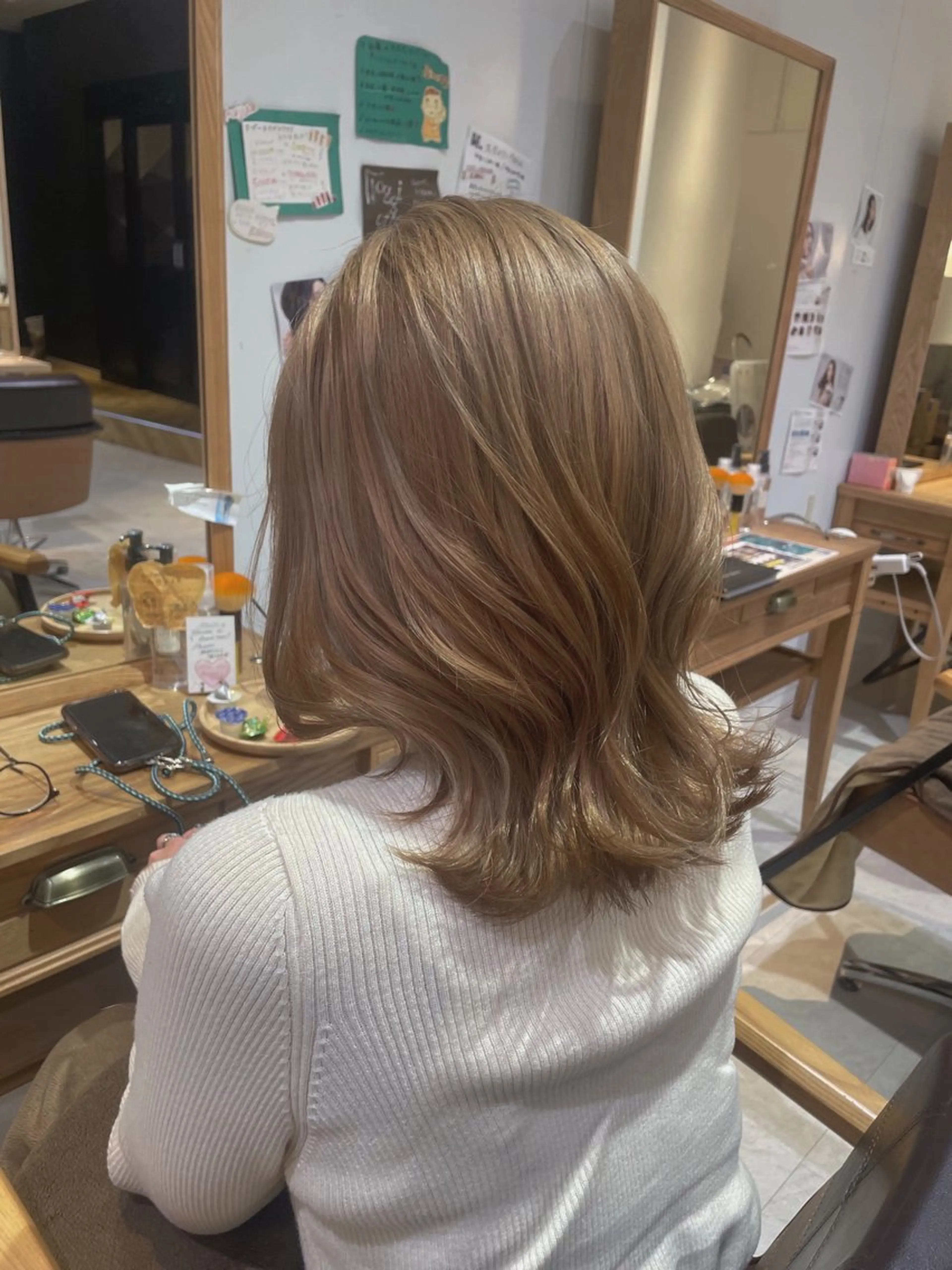 ミディアム カラー ヘアカラー 心斎橋/ブリーチなし 髪質改善/レイヤーのヘアスタイル