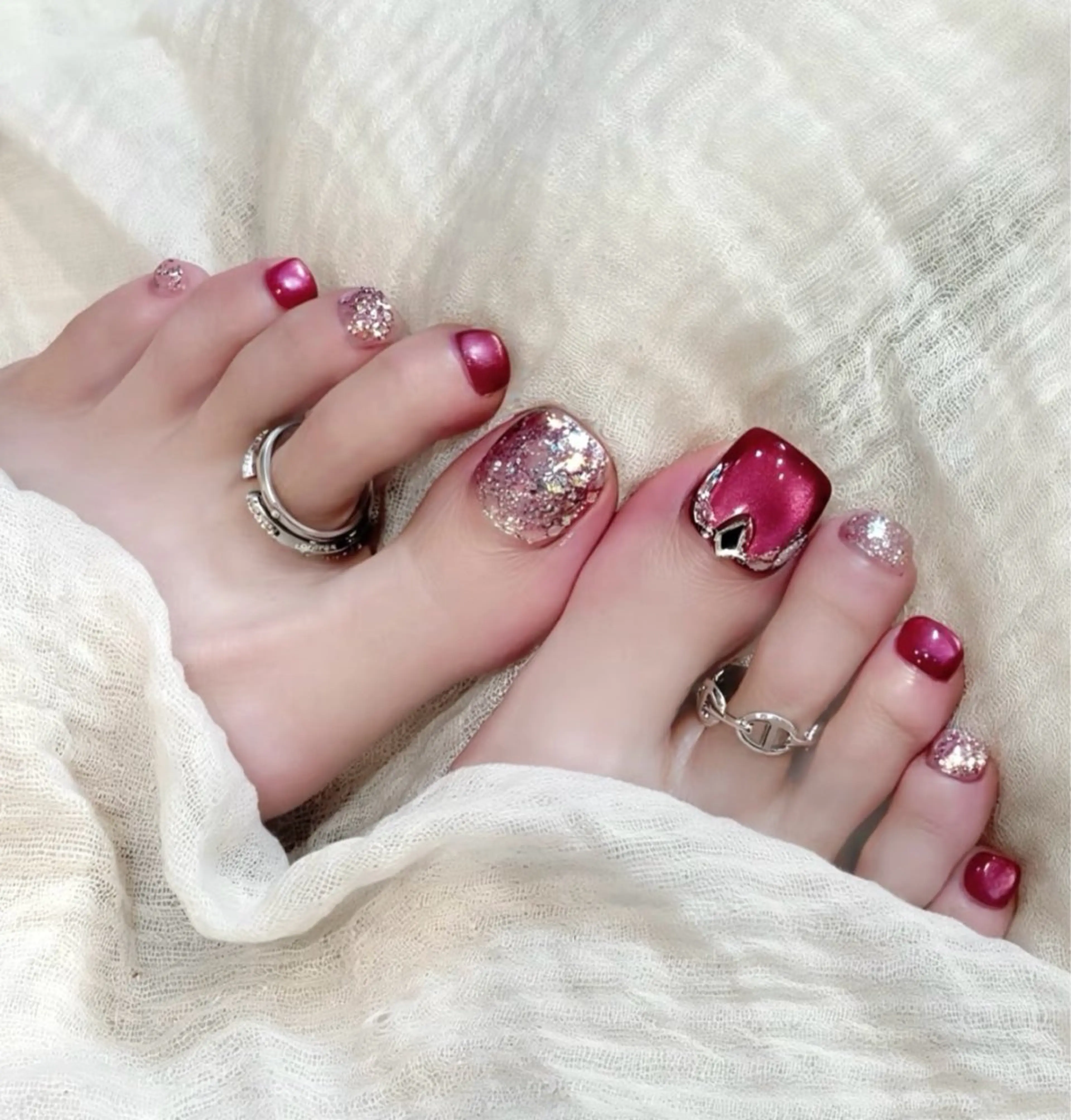 ネイル オーロラネイル フラワーネイル フットネイル フレンチネイル ジェルネイル フットネイル BabyYouMi nailのネイルデザイン