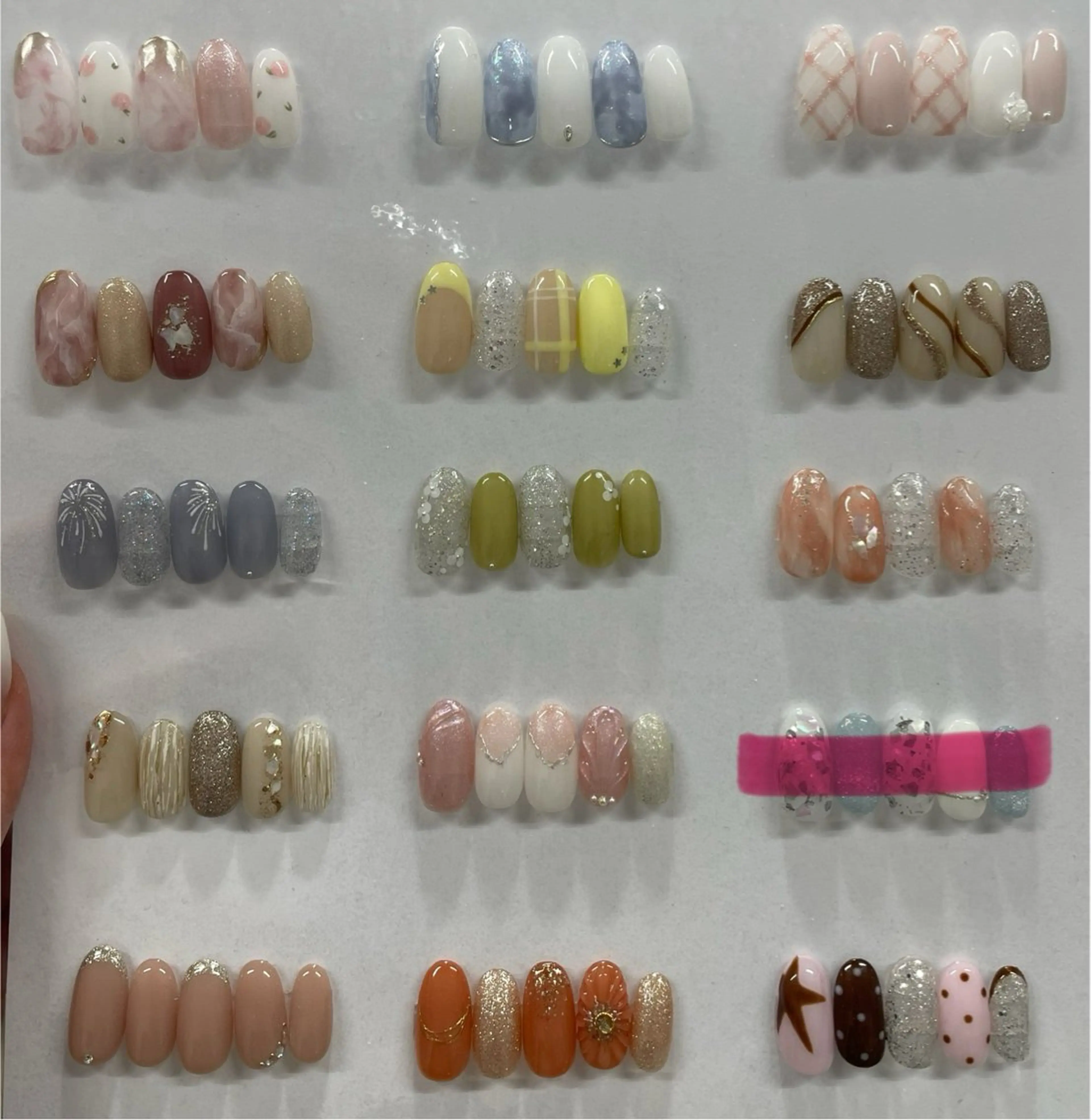 ネイル nail mor. ayakaのネイルデザイン