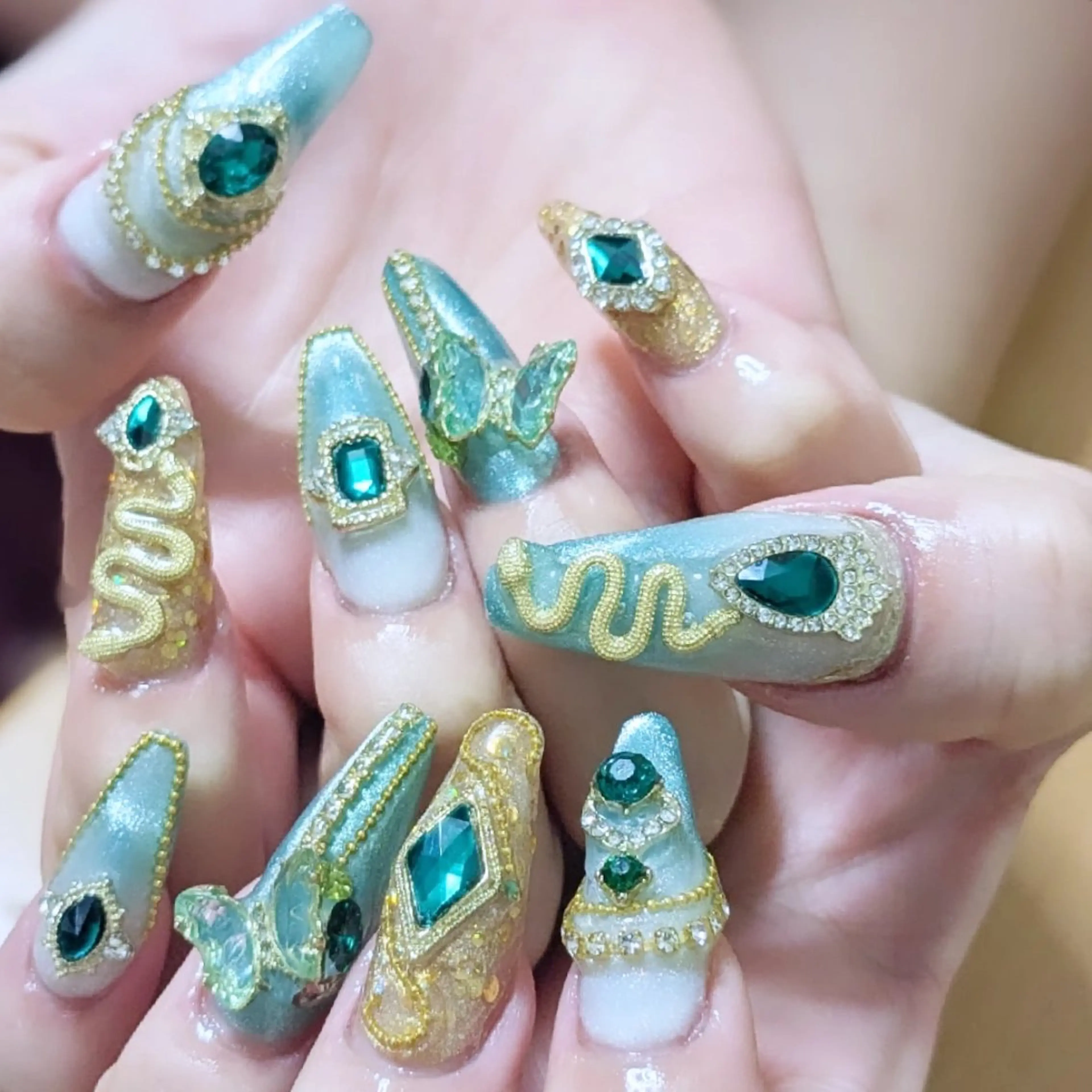 ネイル Lily nail 船橋 yuki🍒のネイルデザイン