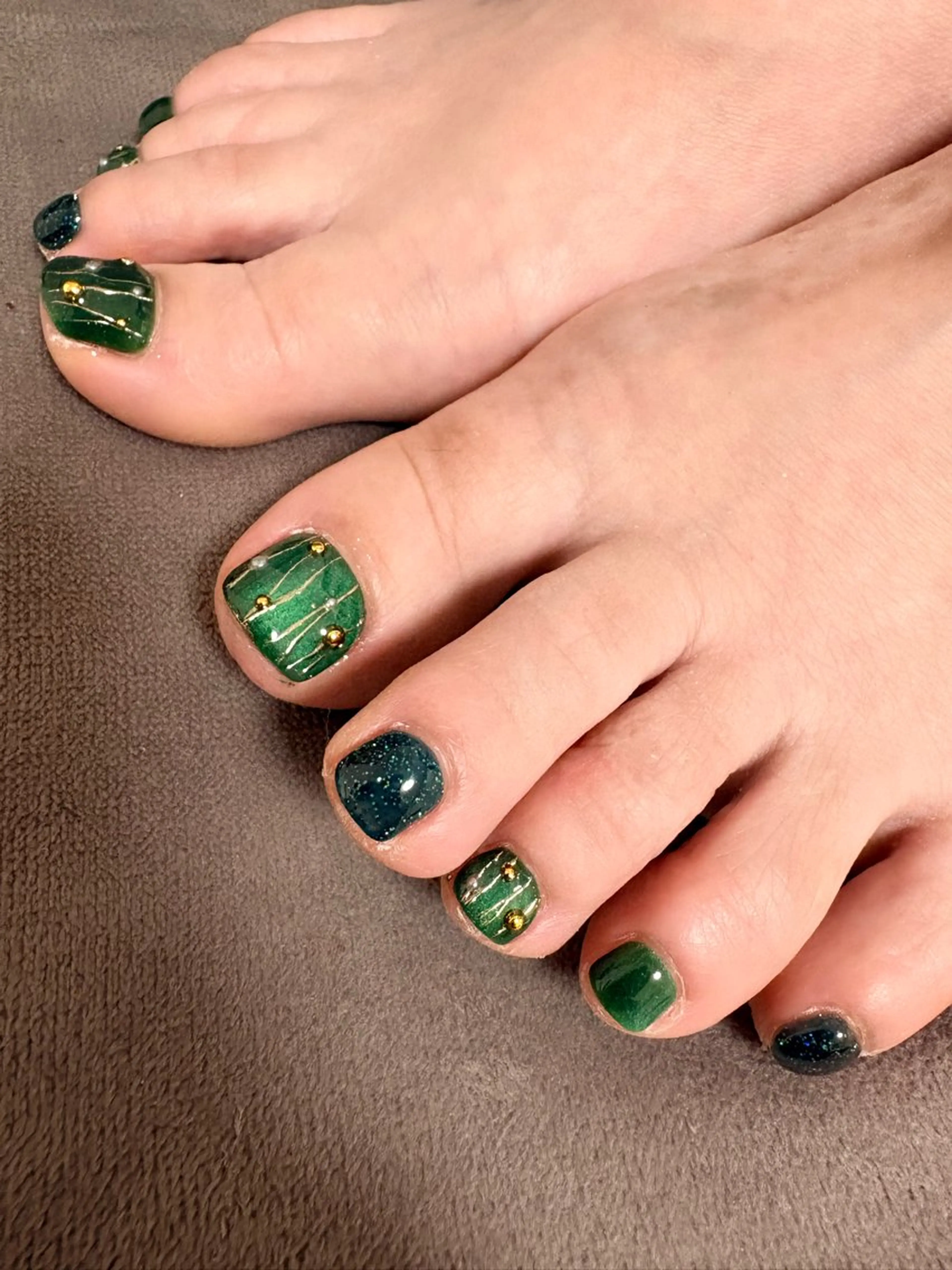 ネイル 寺山 千鶴のネイルデザイン