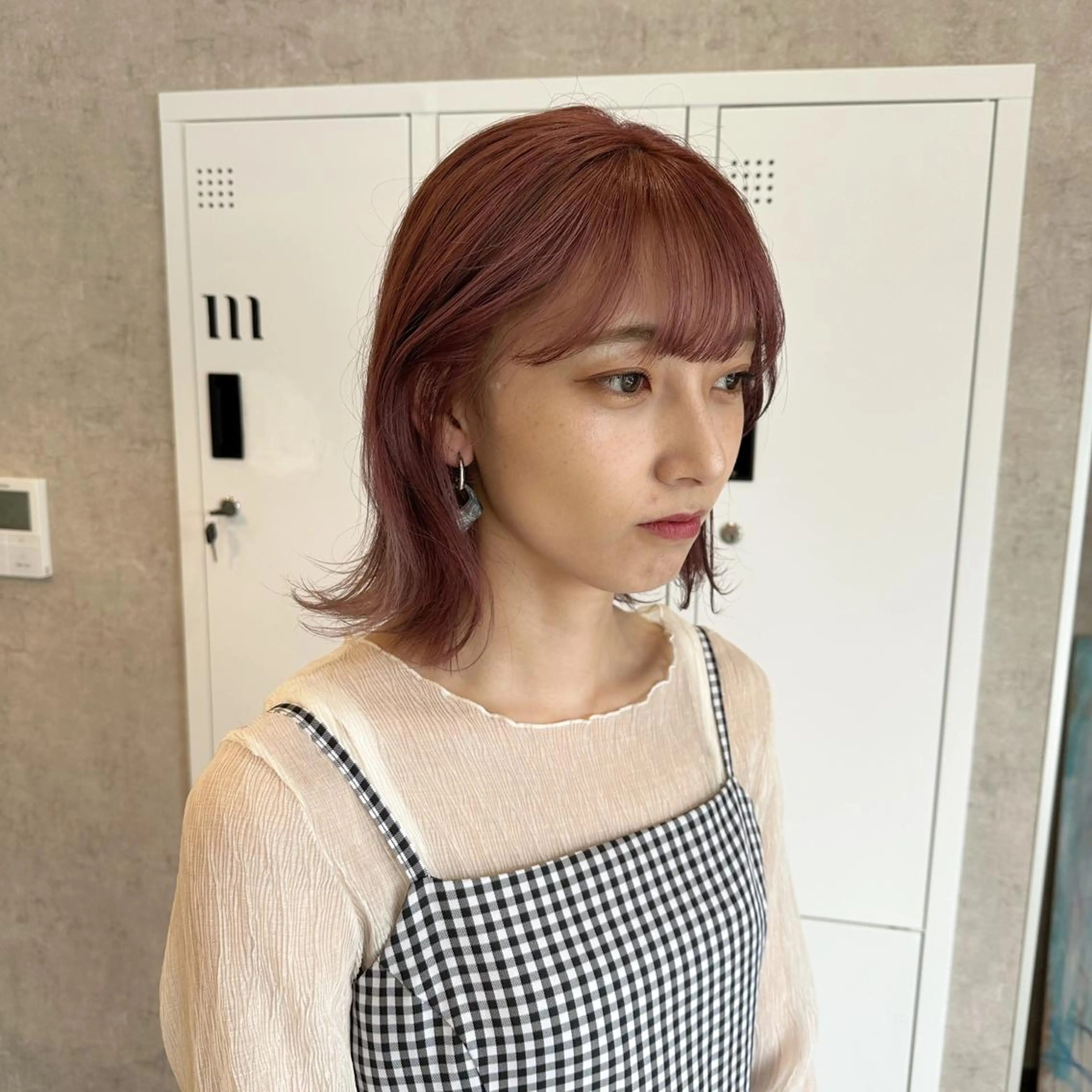 ショート カラー ベージュカラー 透明感カラー ピンクカラー ピンクベージュ mau tomokaのヘアスタイル
