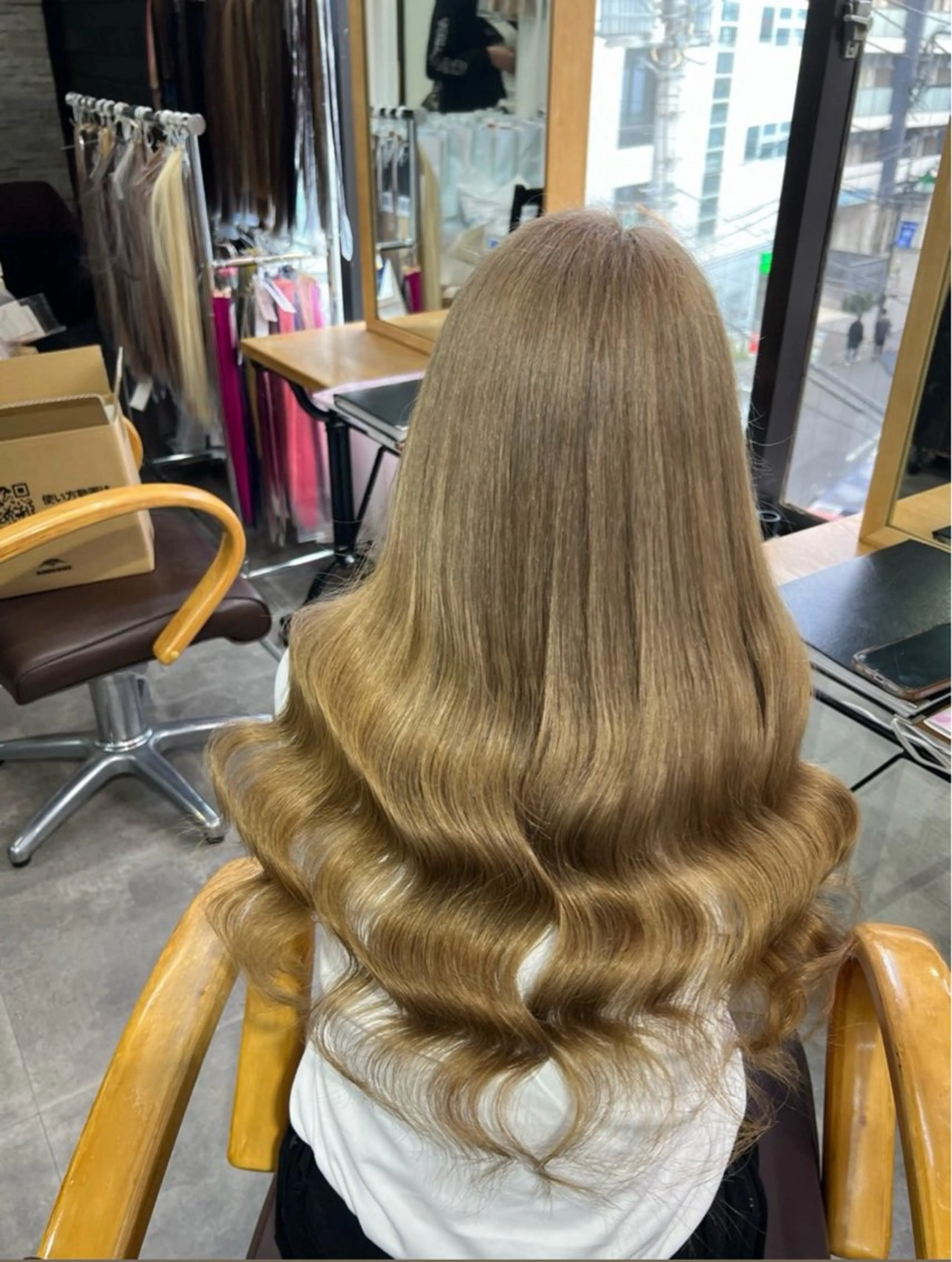 カラー ハイトーンカラー U-topia 🌺井出萌菜🌺のヘアスタイル