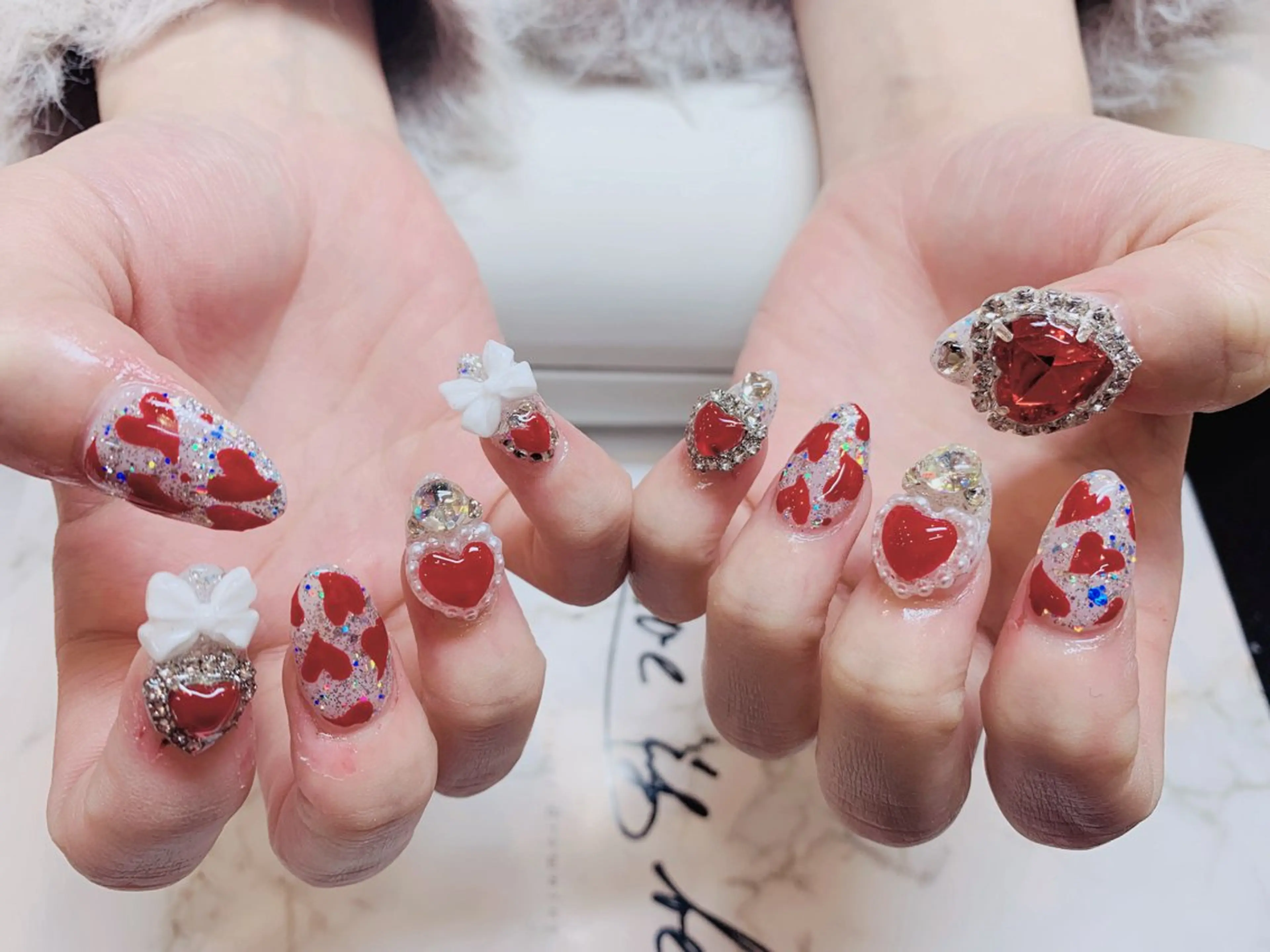 ネイル ハンドネイル ハンドケア Kaka_ パラジェル、長さだしのネイルデザイン