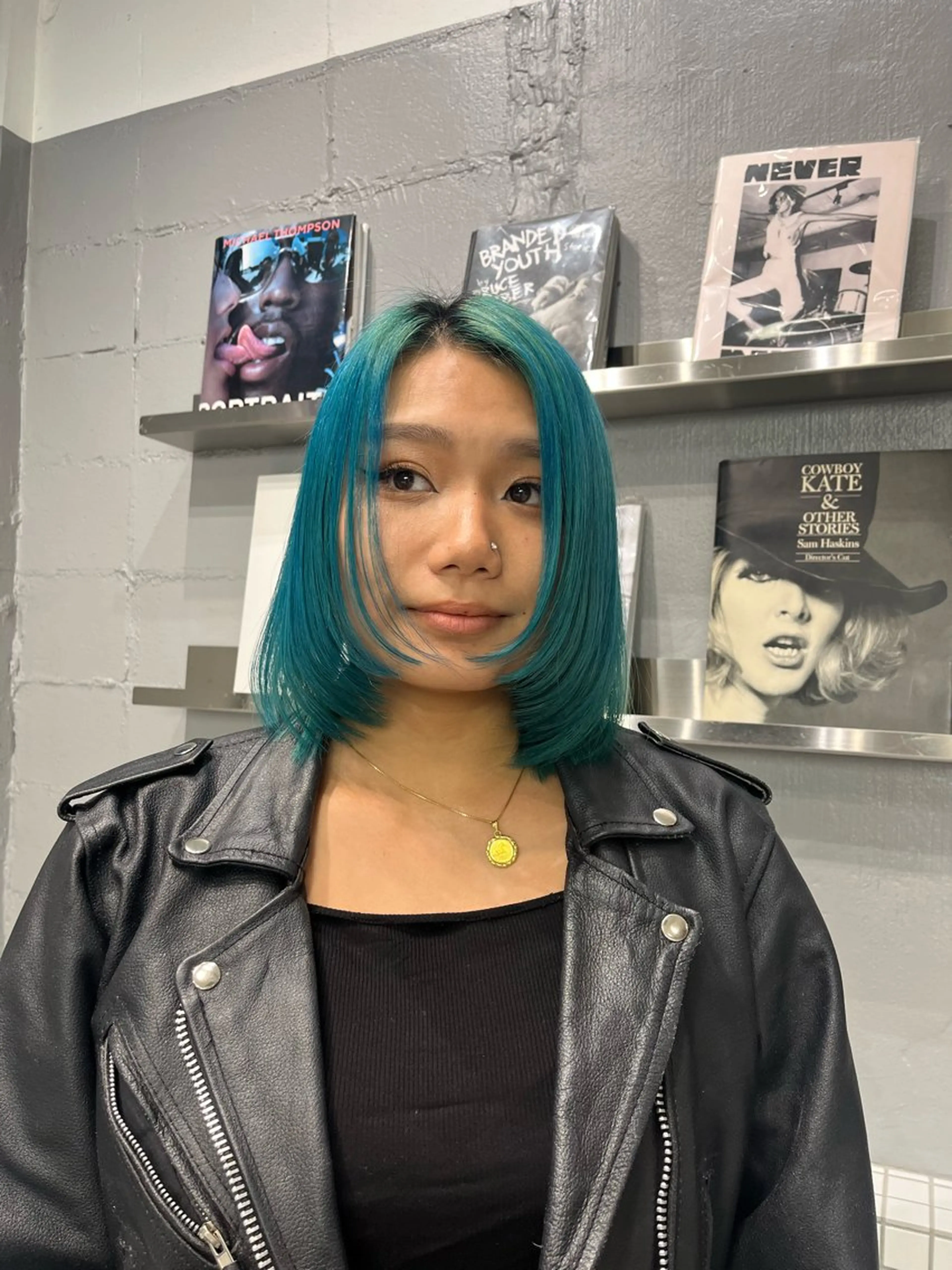 ミディアム カット ヘアカラー トリートメント 🦋女子ウケメンズ パーマYUI🦋のヘアスタイル