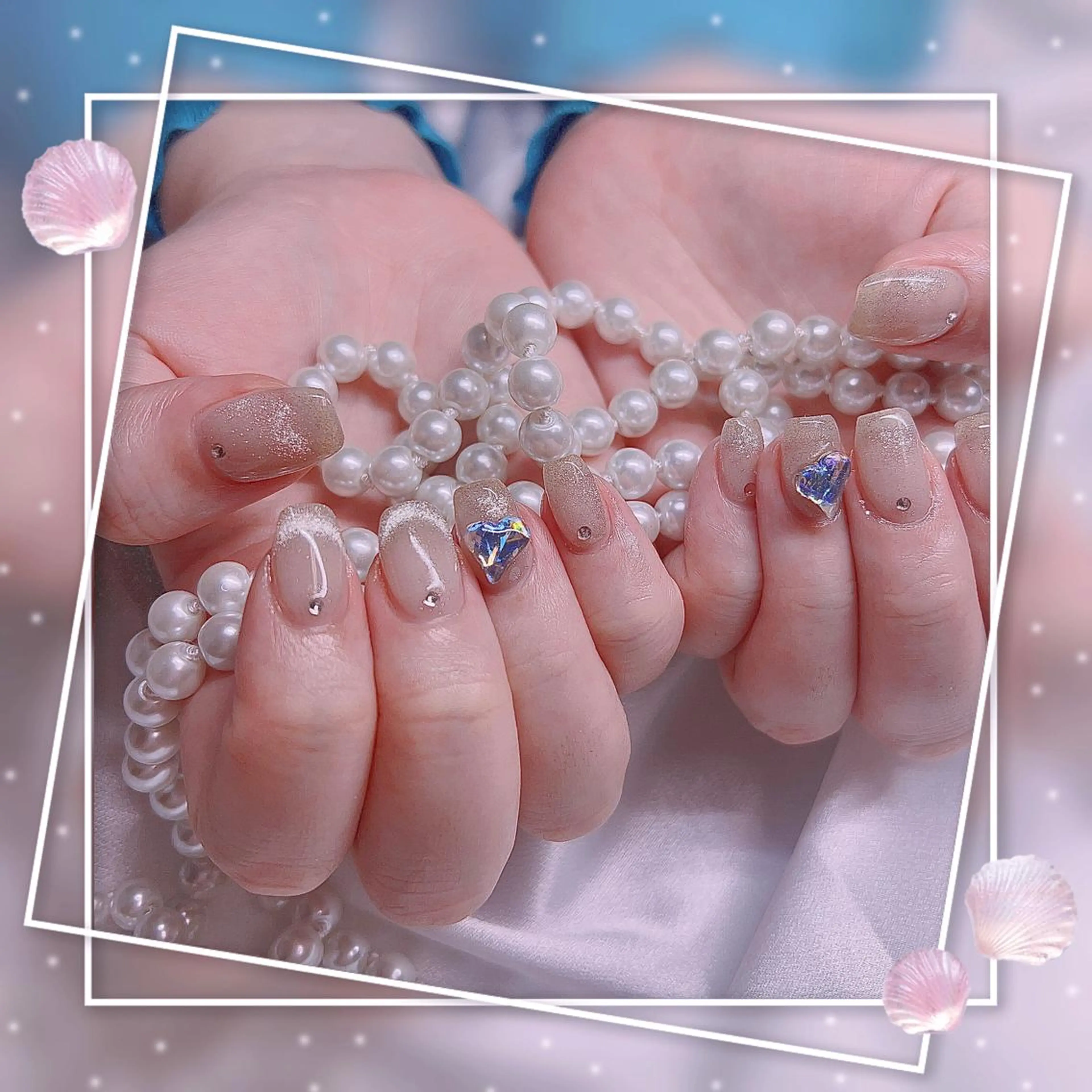 ネイル フレンチネイル グラデーション キラキラネイル 韓国ネイル マグネットネイル ハンドネイル Chill Nailsalonのネイルデザイン