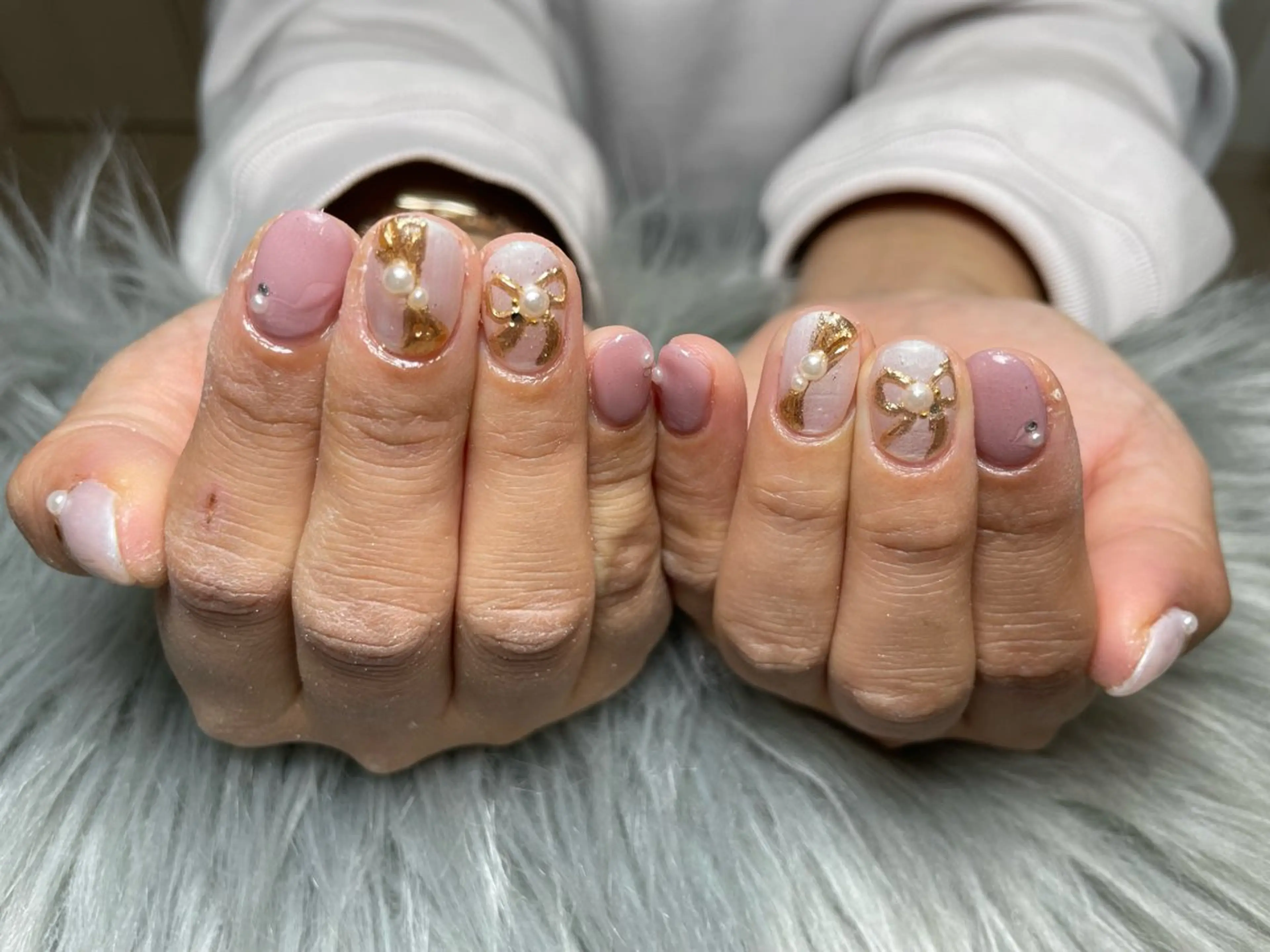 ネイル ジェルネイル ミラーネイル パラジェル リボン シンプルネイル ハンドネイル BLANC.nail所属・BLANC.nail yuuのネイルデザイン