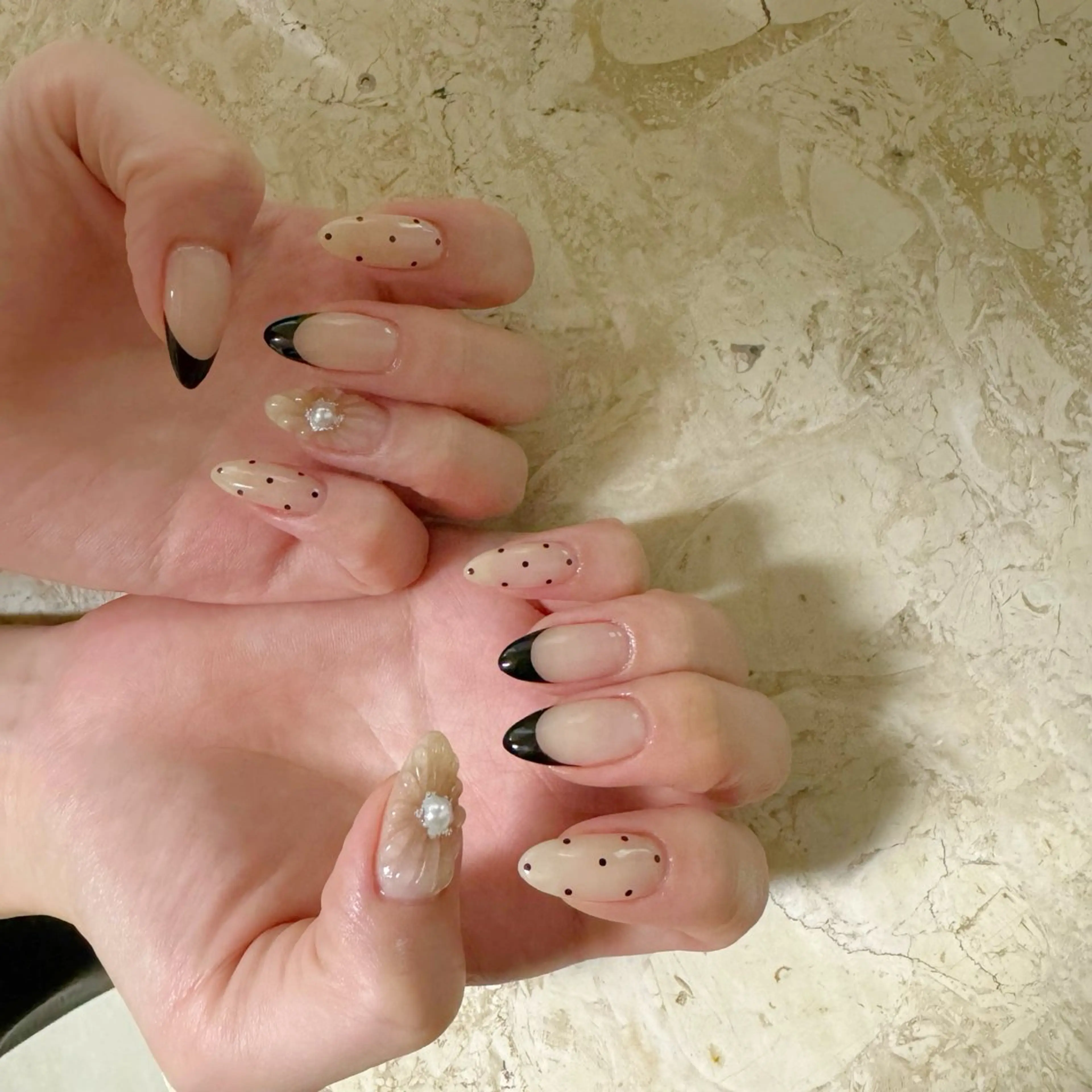 ネイル ハンドネイル フットネイル nail salon mieux(ミュー)のマツエク・マツパデザイン