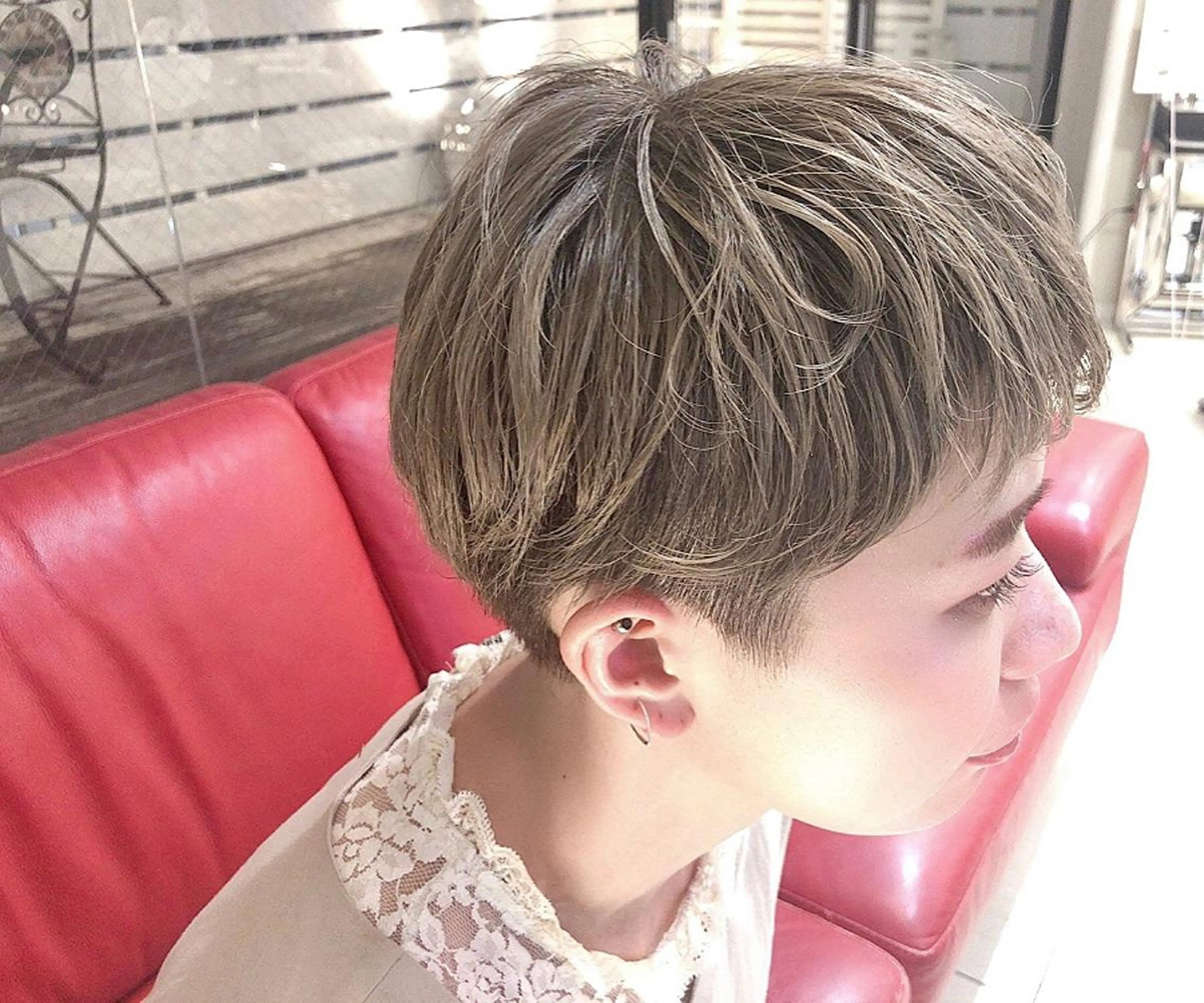 ショート カラー アディクシーカラー ブリーチ ヘアカラー 🌼こやま かおり🌼のヘアスタイル