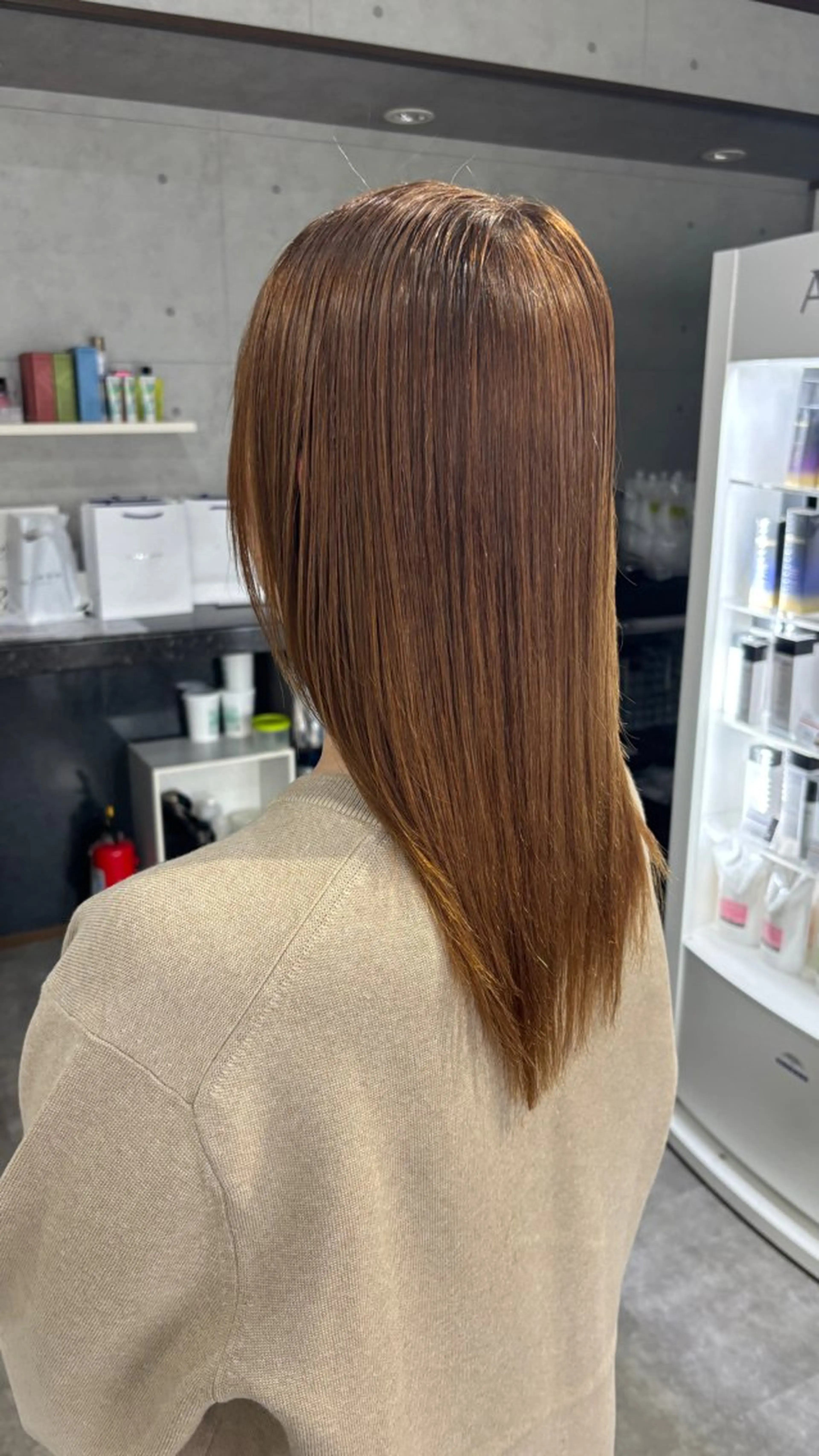 セミロング ショートボブ ボブ ハイライト 髪質改善 レイヤーカット トリートメント REVE美容室 REVEマツエクのヘアスタイル